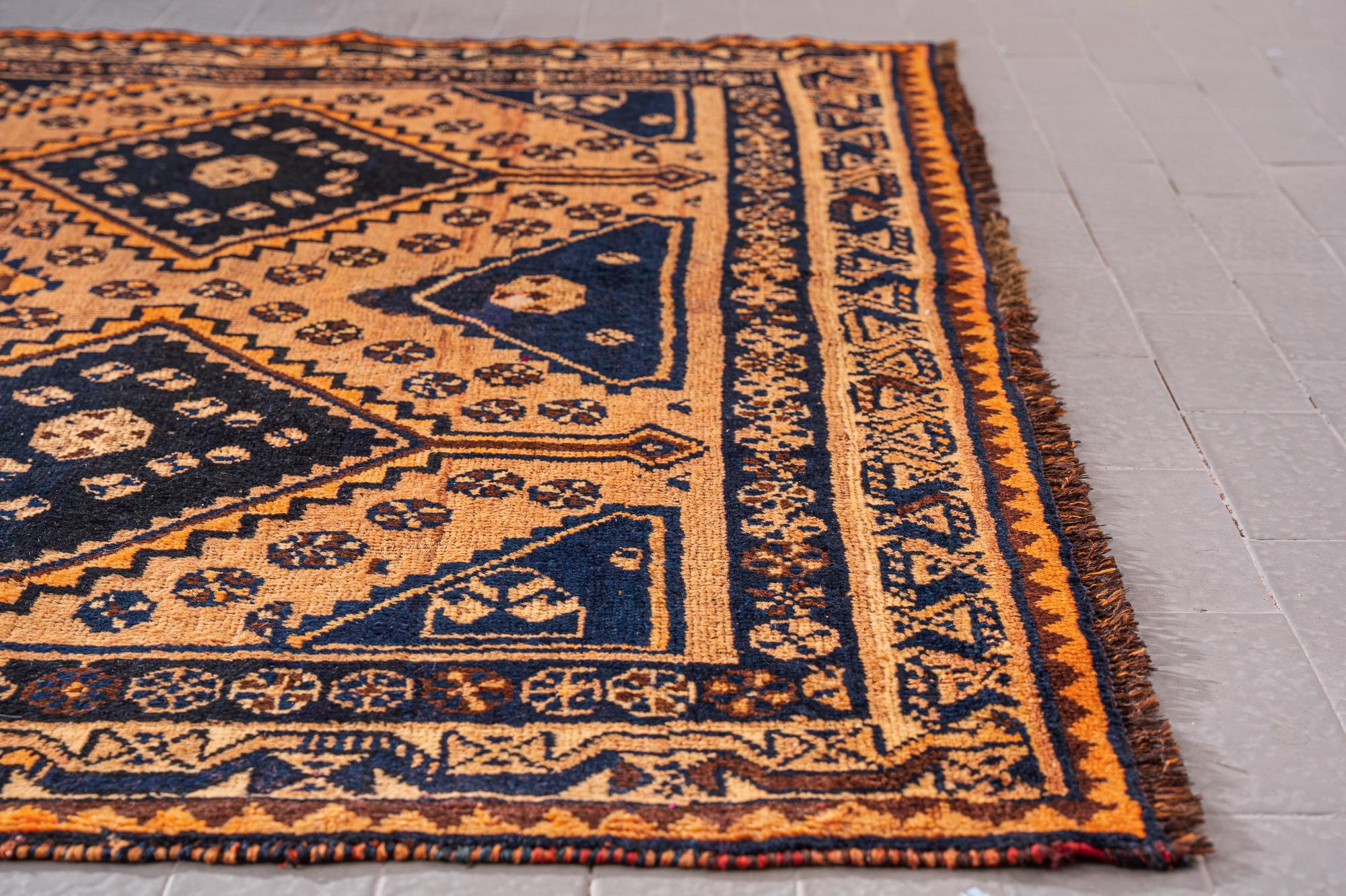 Antique Mamasani Shiraz Rug 5