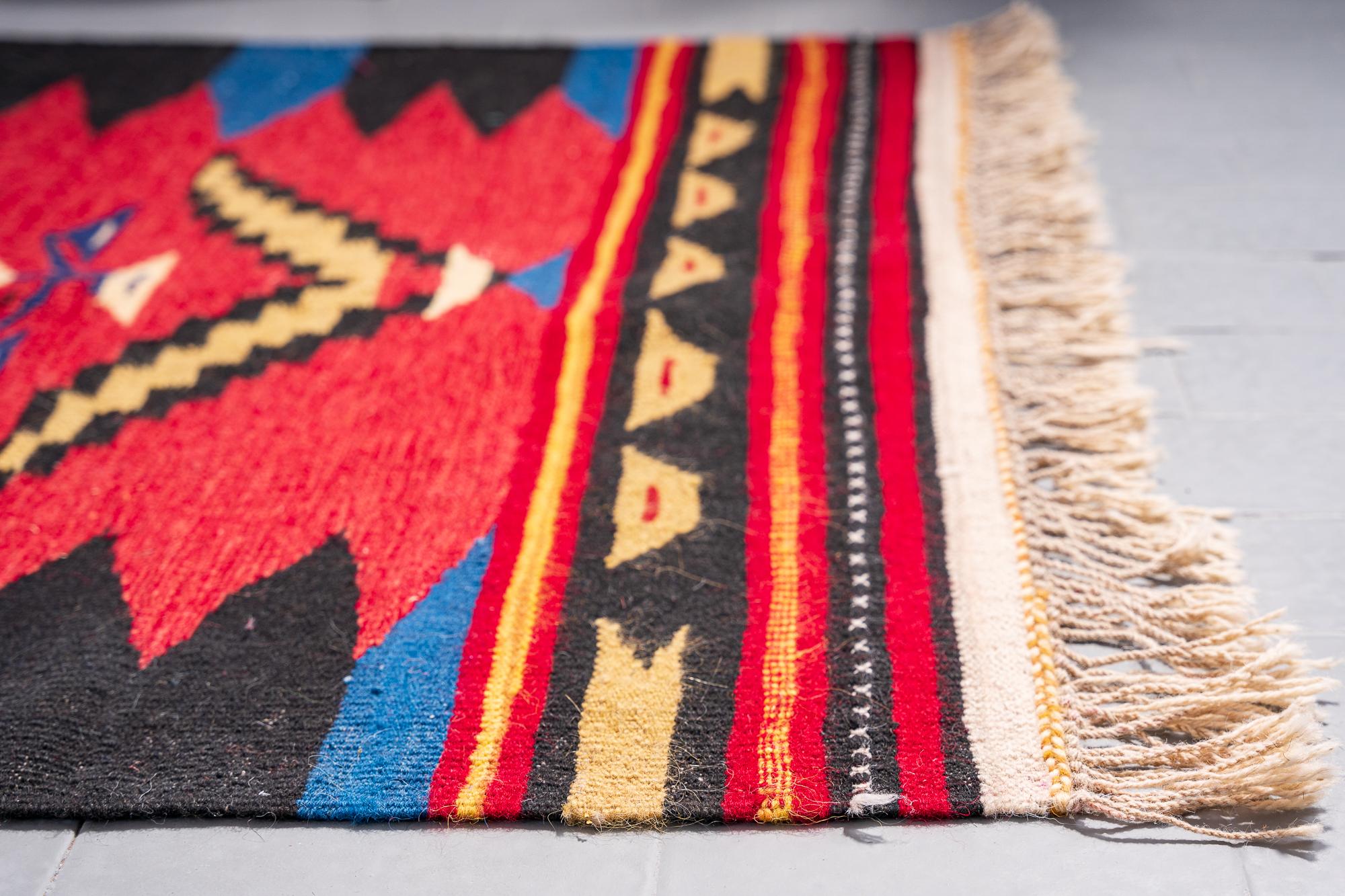 Red Field Kamu Kilim