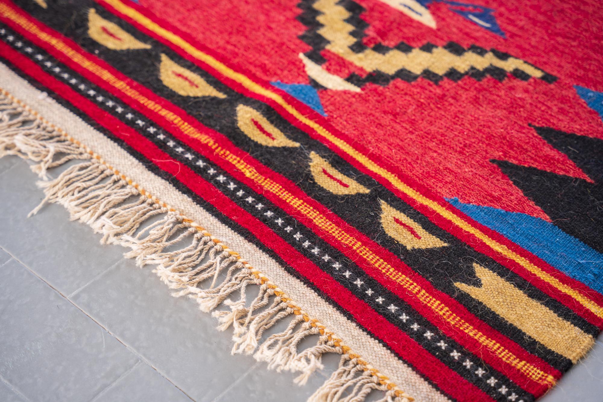 Red Field Kamu Kilim