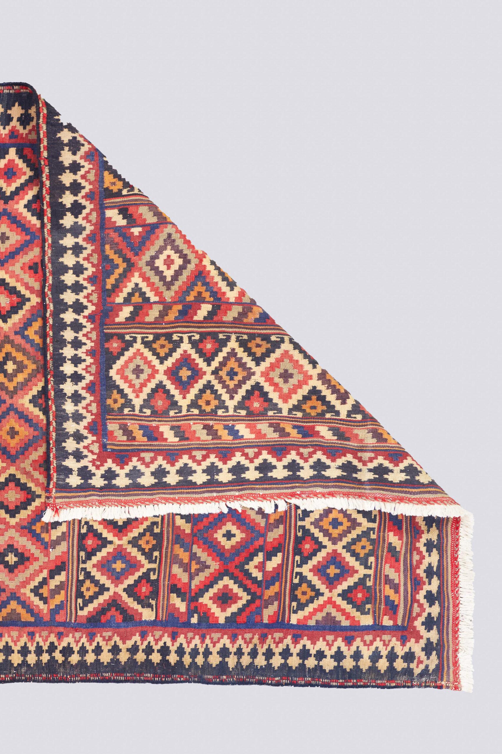 Sirjan Sineriz Persian Kilim Rug