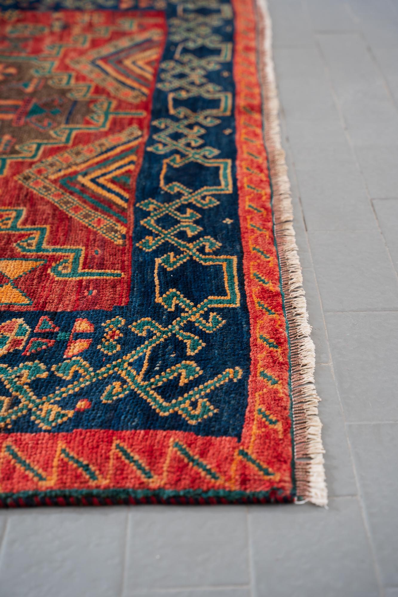 Vintage Lori Persian Qalat Qabi