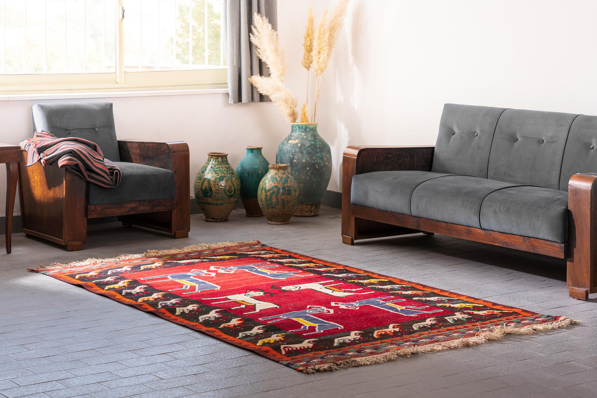Vintage Qashqai Qouch Pictorial Kilim 3