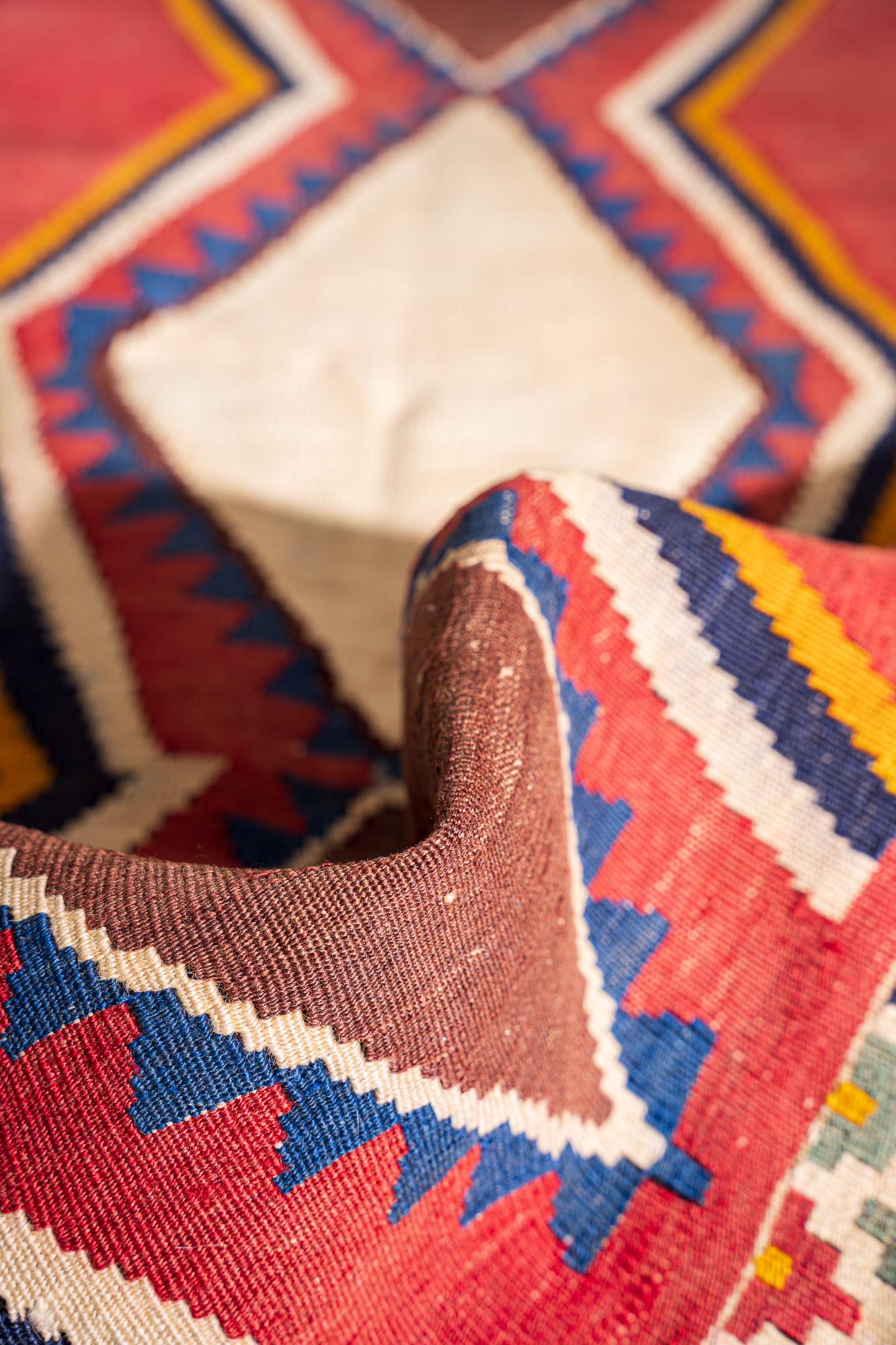 Vintage Qashqai Sunrise 3 Toranj Kilim 7