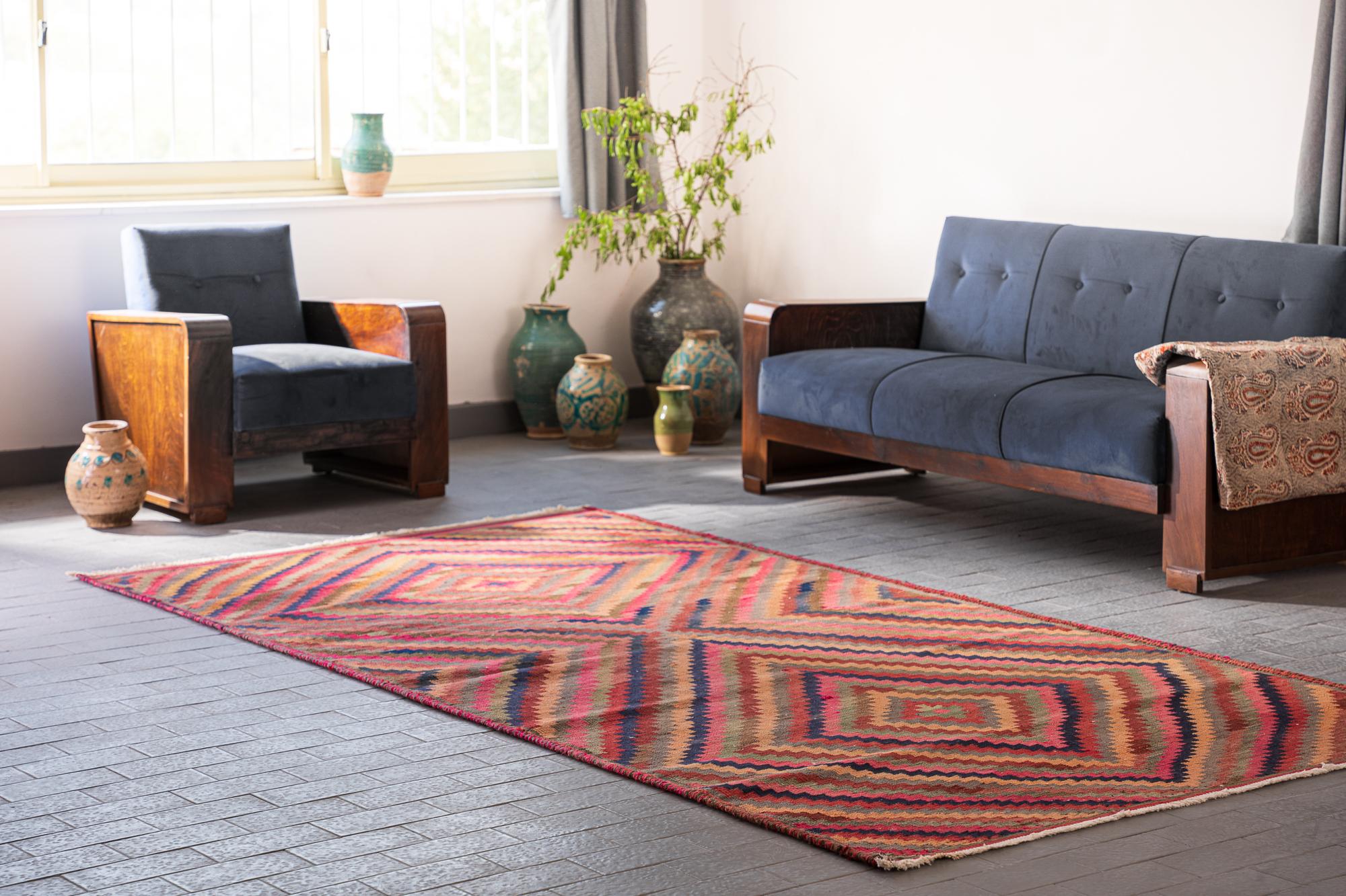 Vintage Sirjan Oval Toranj Kilim 3