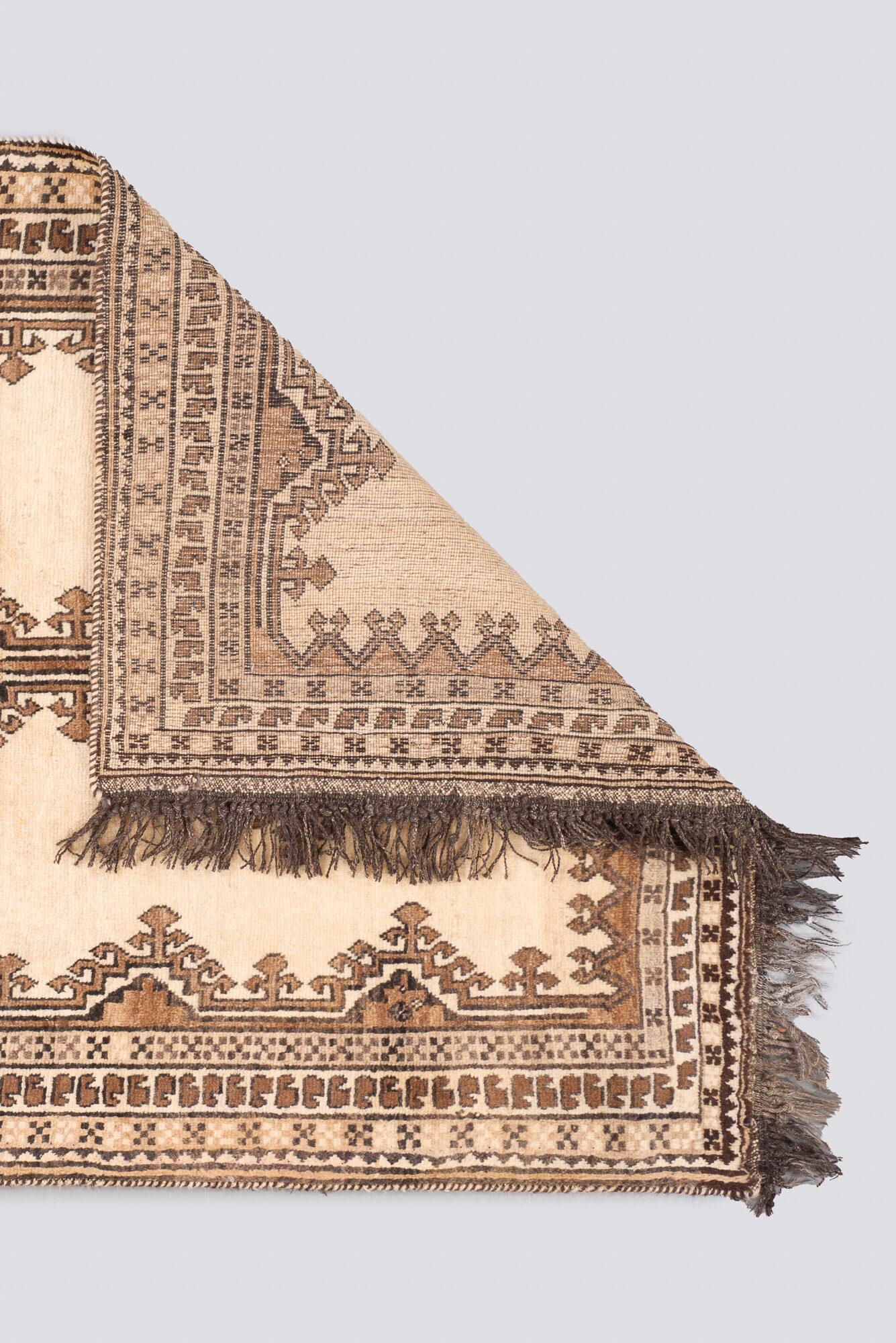 Back and end detail of the Shooli Persian Gabbeh rug