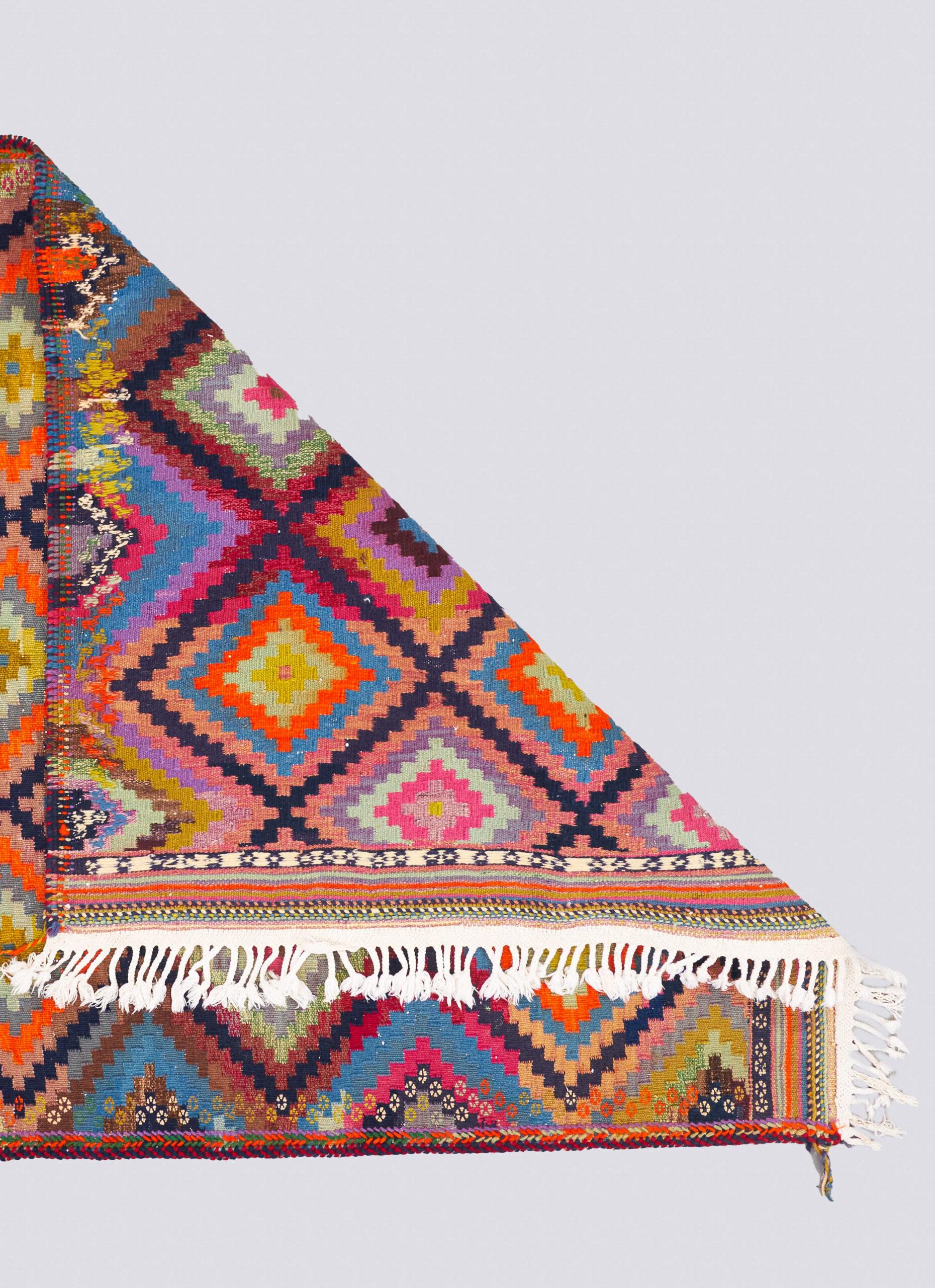 Superfine Vintage Oval design Sirjan Persian Kilim Rug