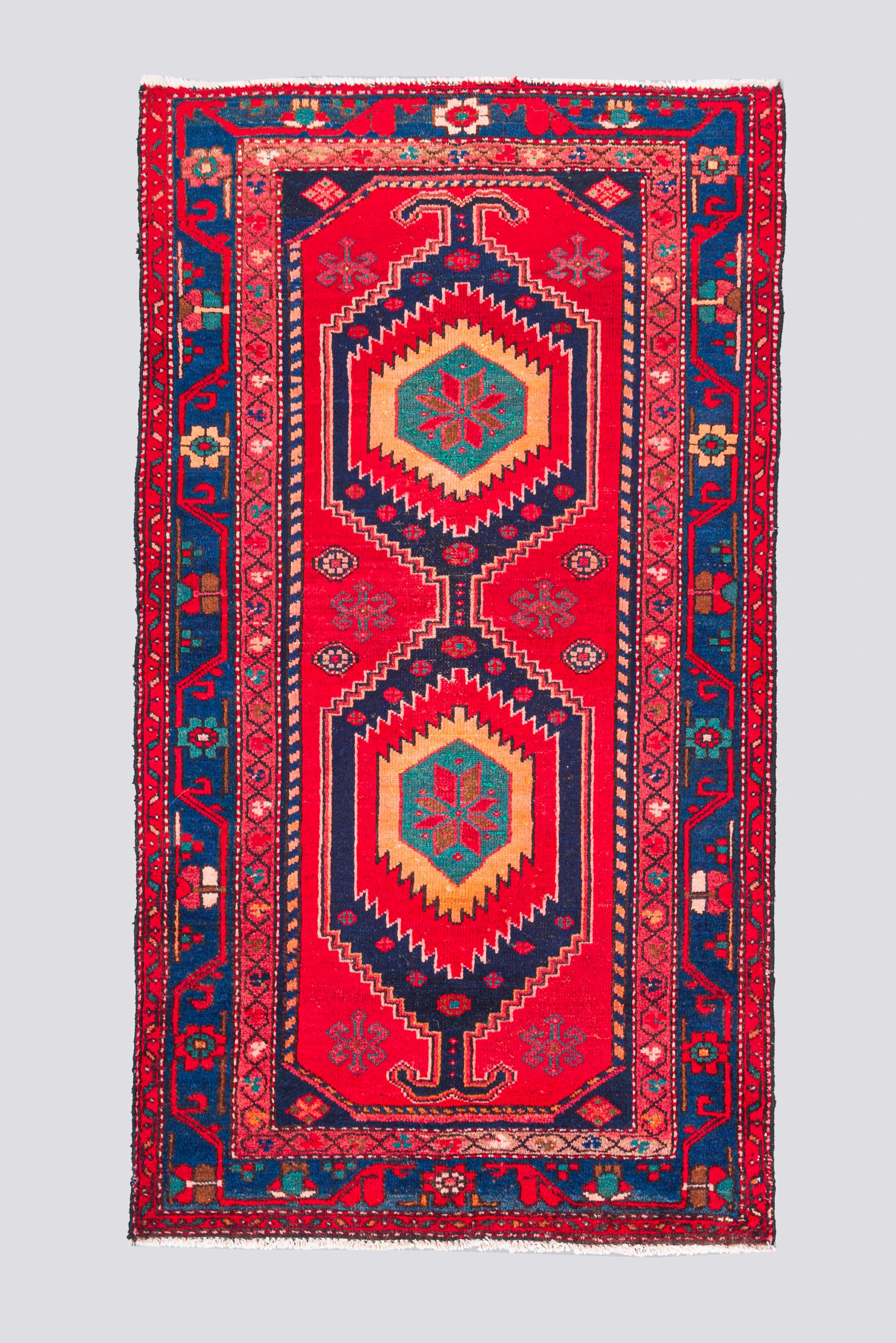 Farahan Red and Blue Carpet