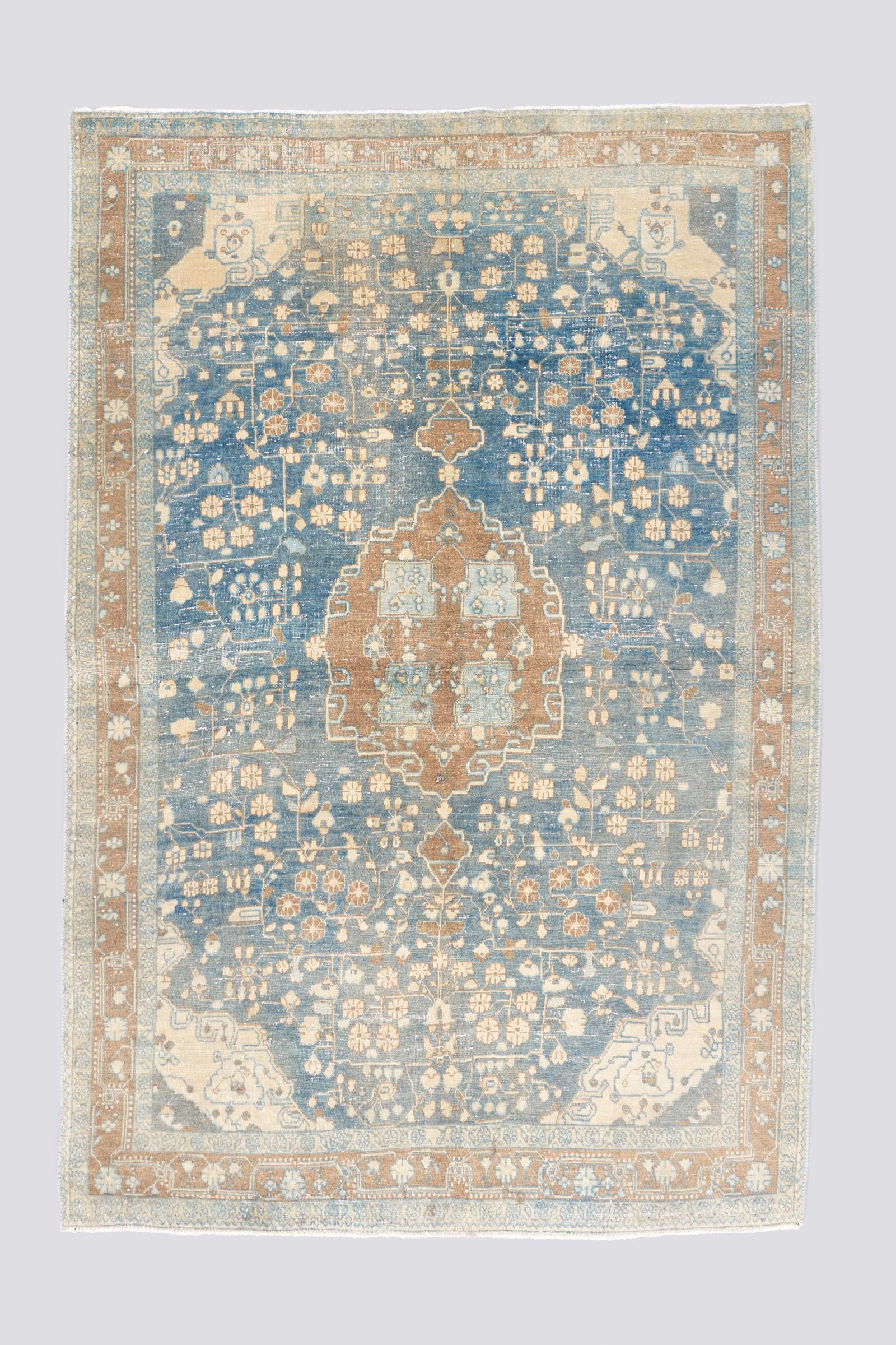 Vintage Zajan Toranj Carpet 2.72 SQM
