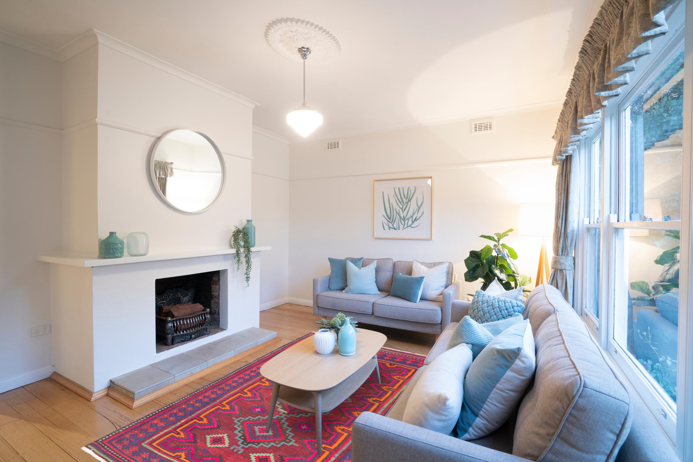 Vintage Sirjan Toranj Kilim
