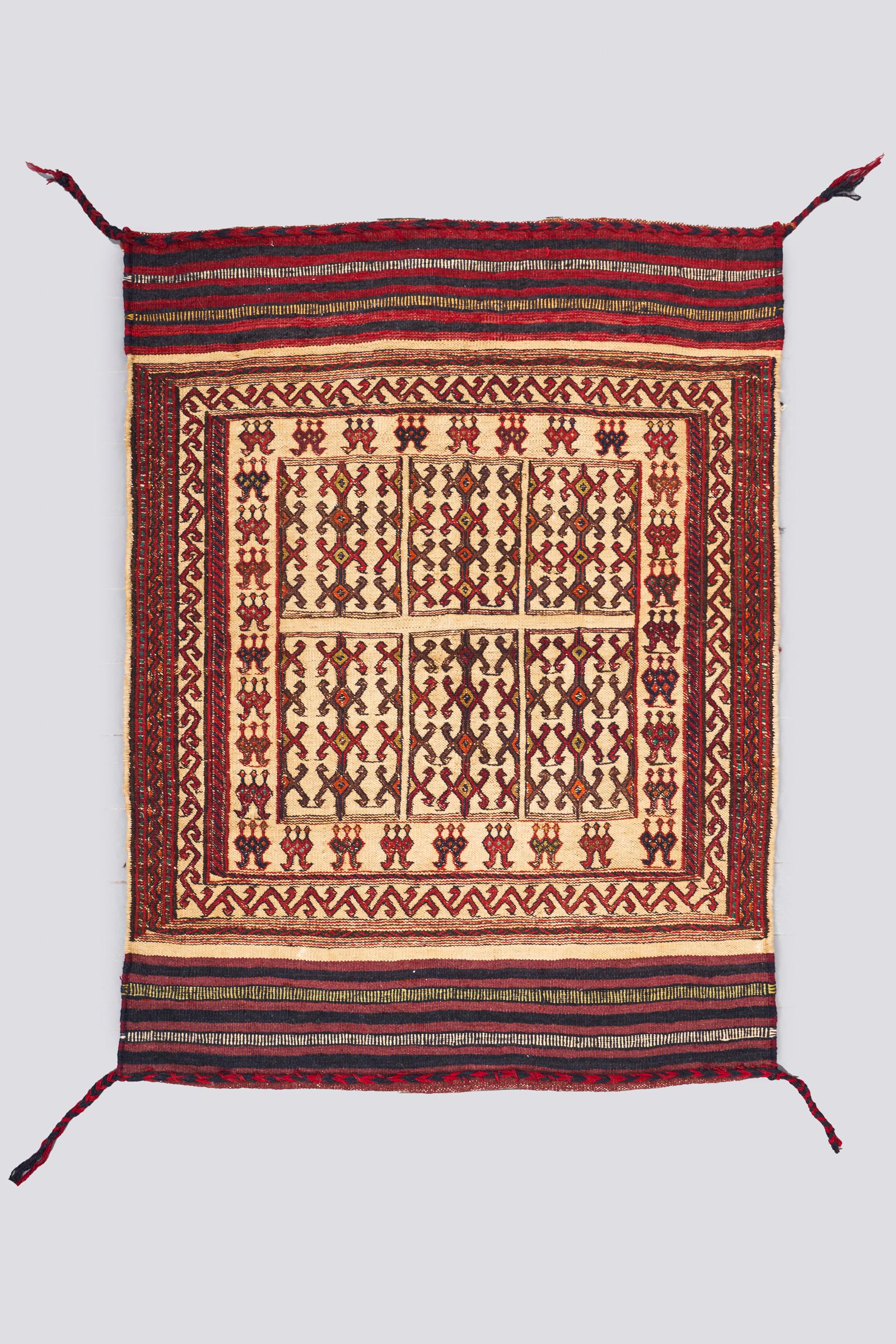 Vintage Sirjan Souzani Sofre