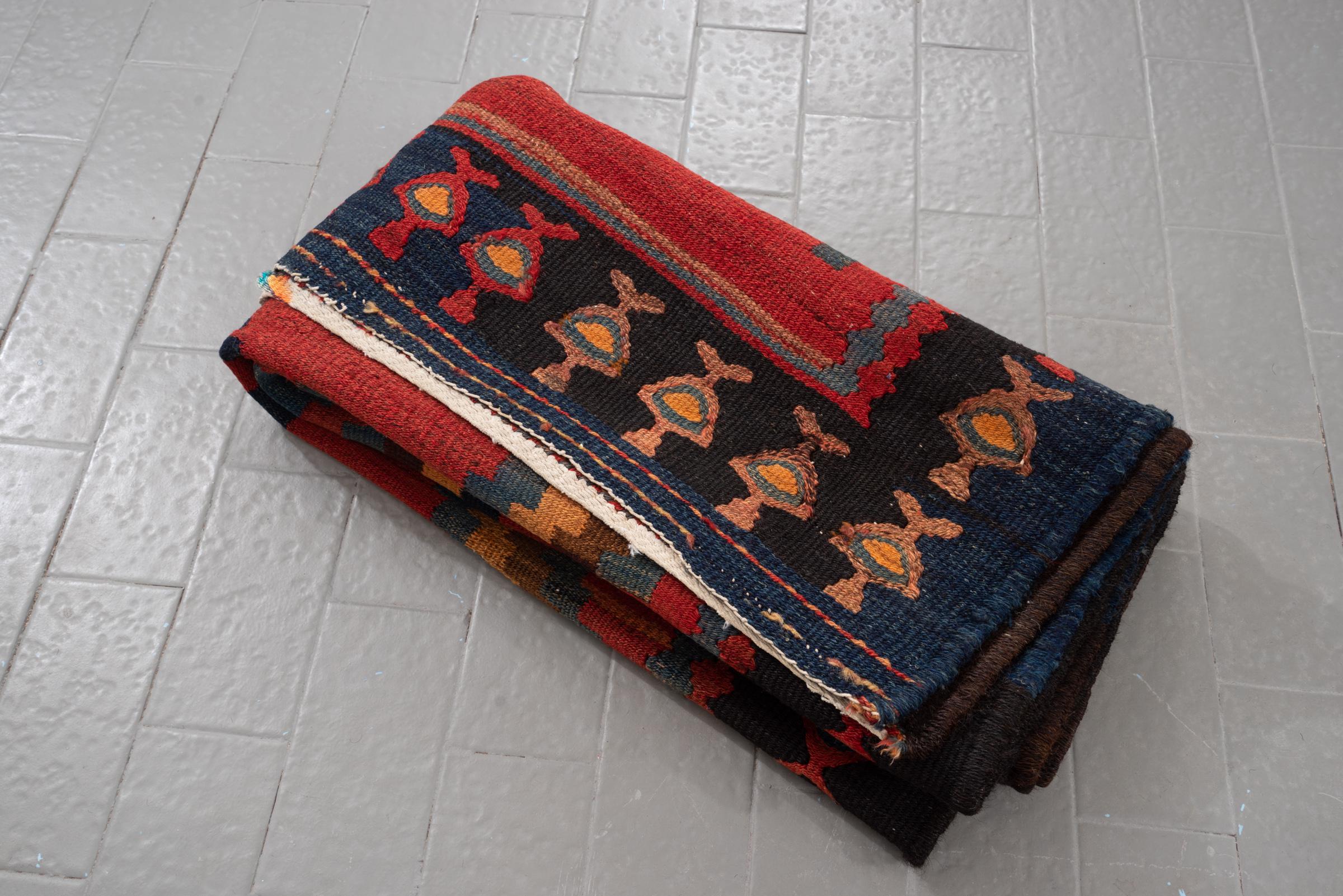 Semi Antique Harsin Kilim
