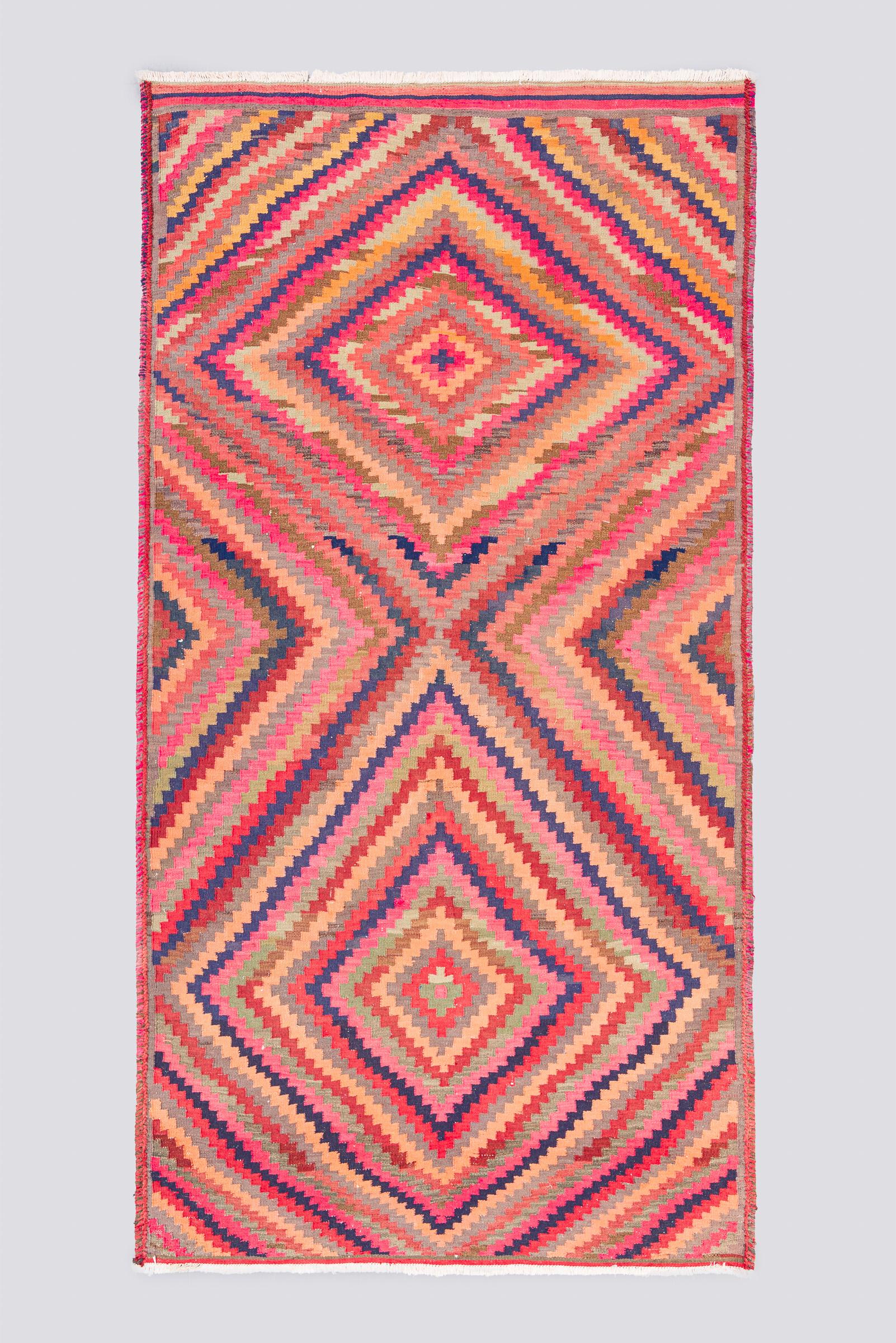 Vintage Sirjan Oval Toranj Kilim