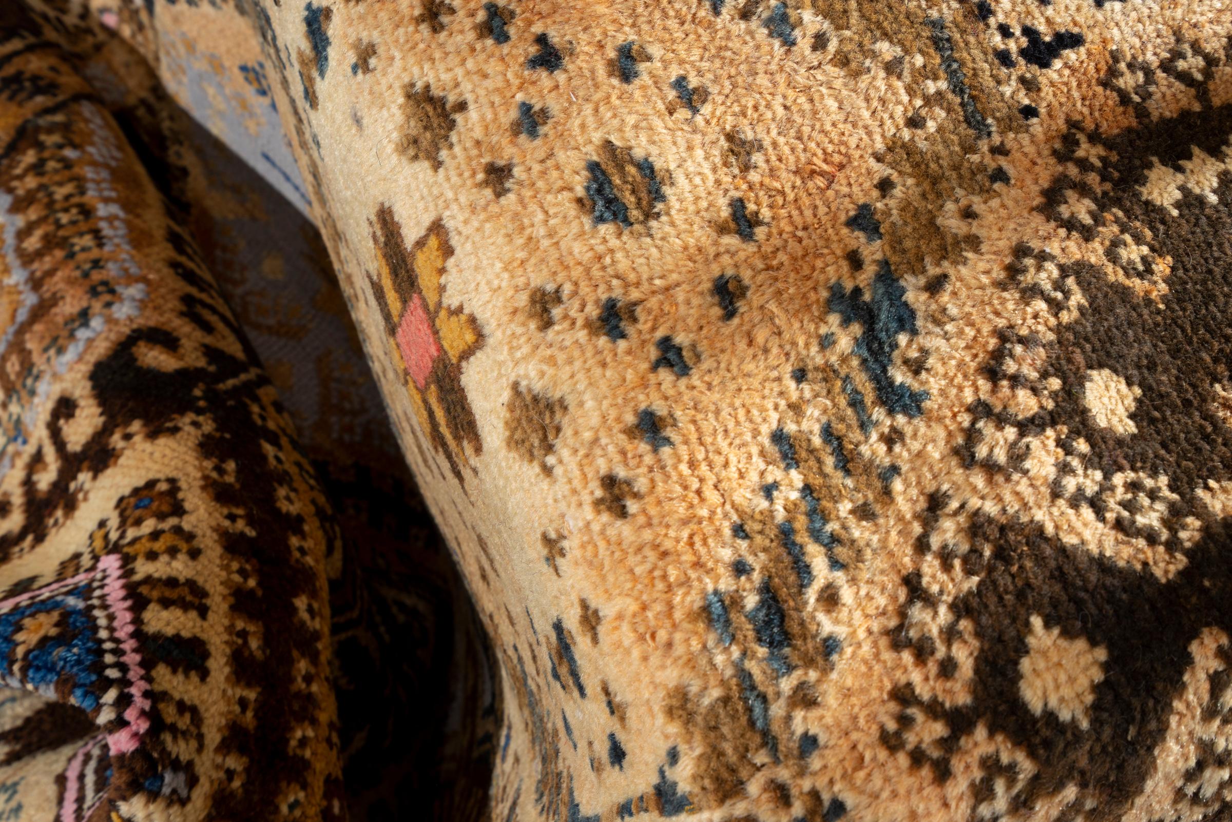 Vintage Bakhtiari cream Lattice Persian Rug