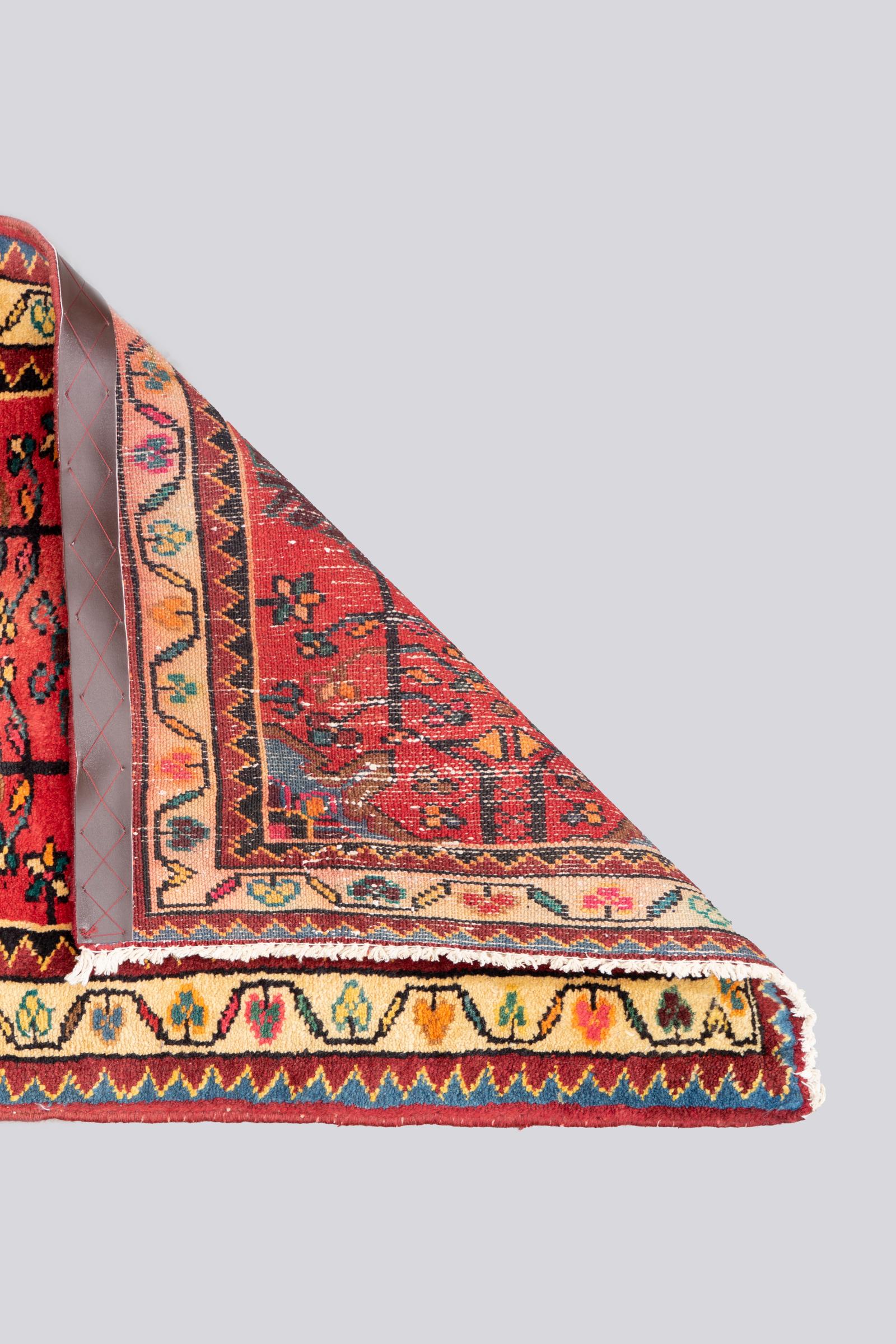 Vintage Toiserkan Lachak Toranj Persian Poshti Rug