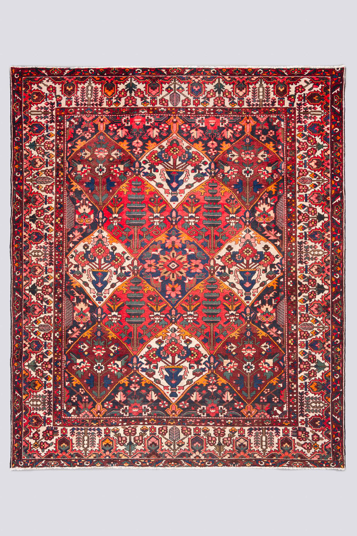 RCA091 Antique Bakhtiari Rare Large Lattices Oversized Fine Carpet
