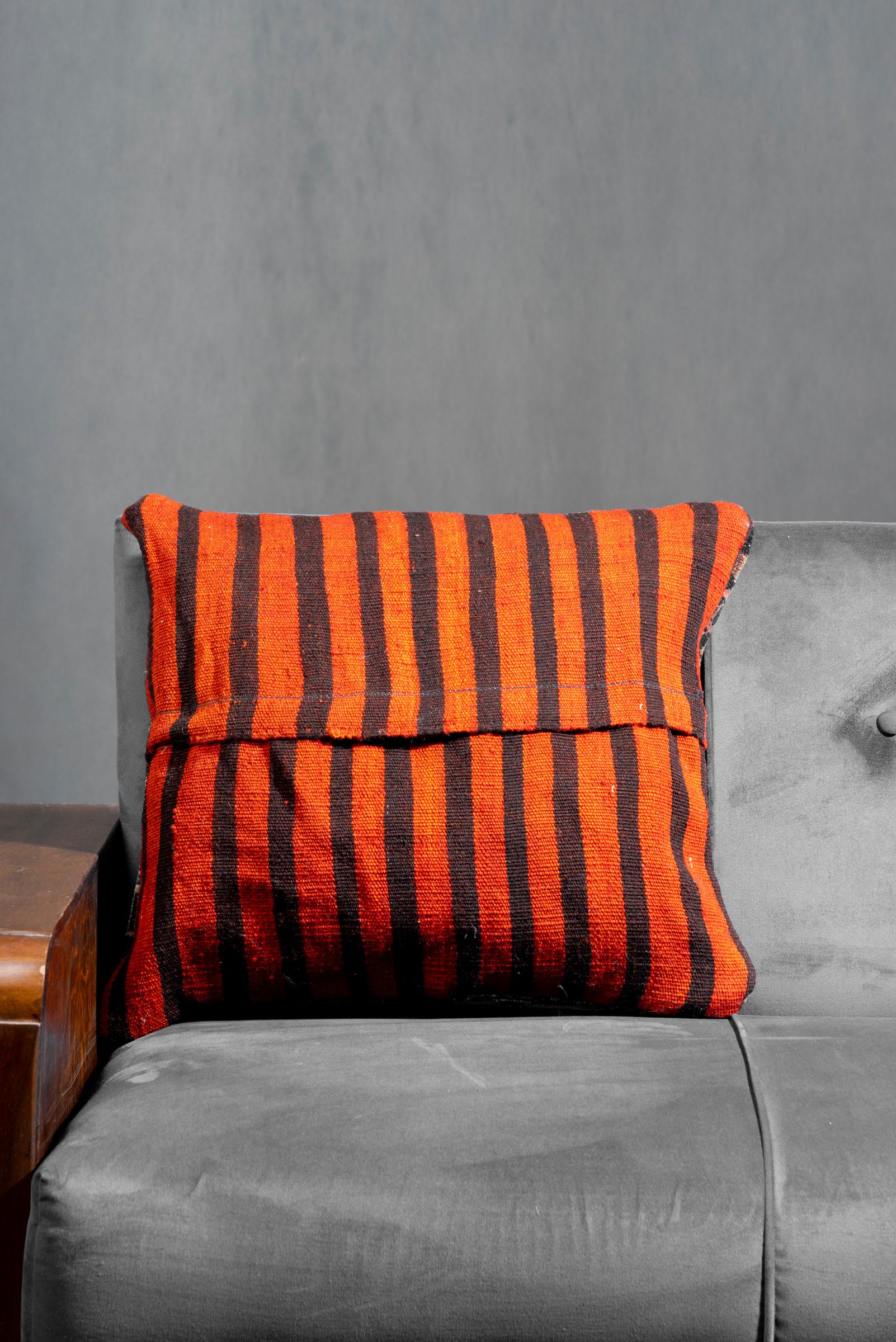 Barez Carpet Cushion
