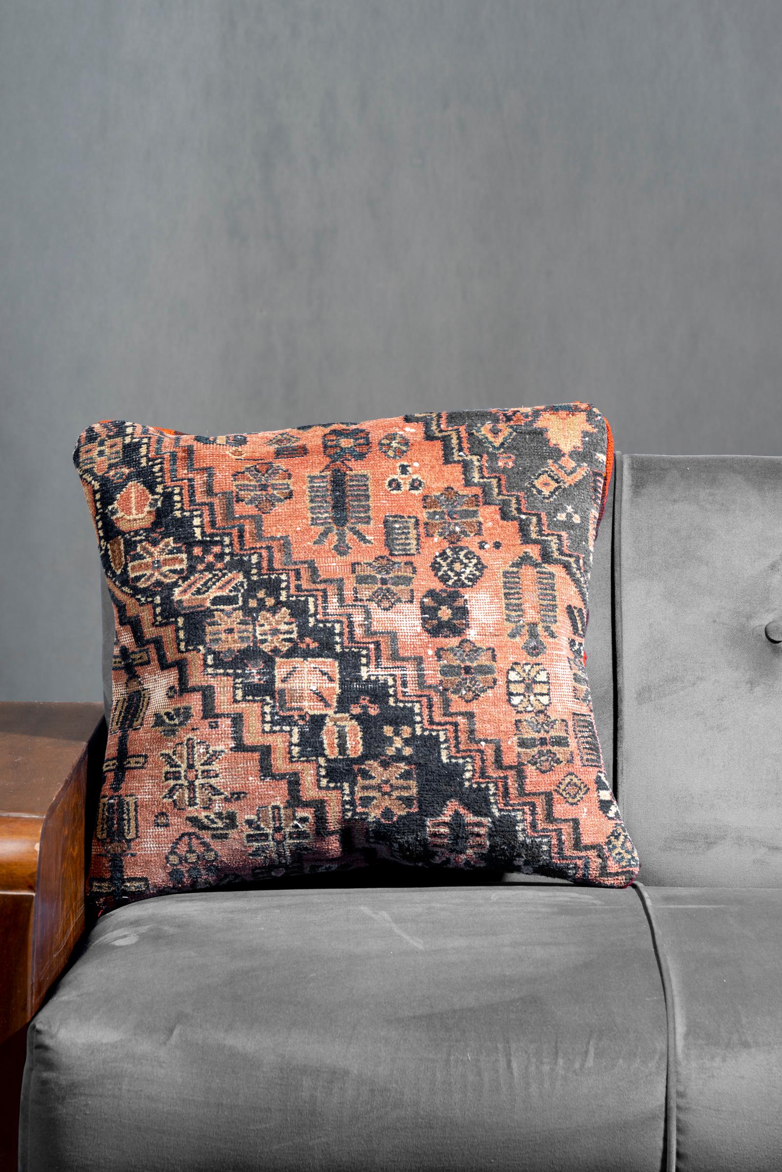 Barez Carpet Cushion, 50x45cm - 2