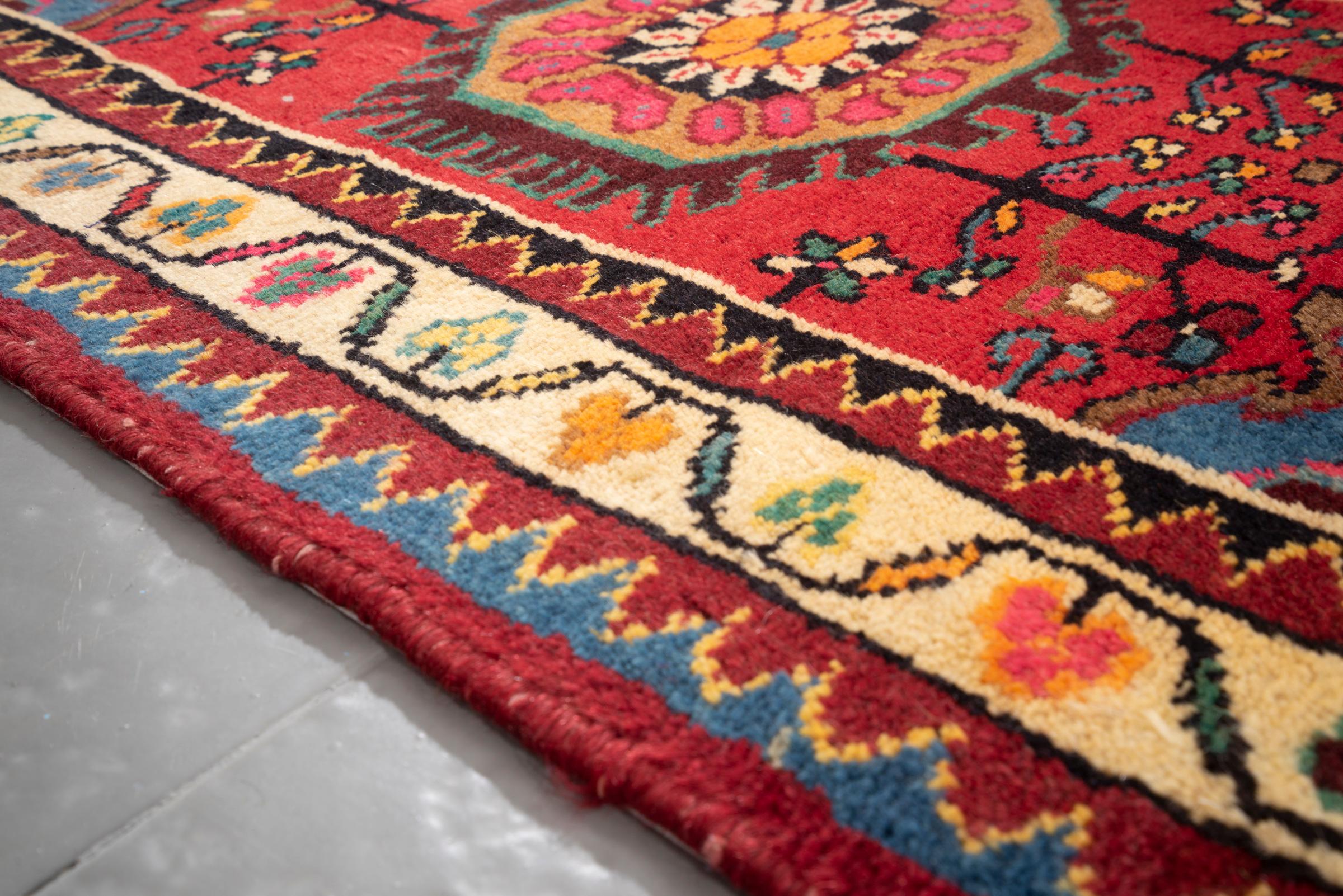 Vintage Toiserkan Lachak Toranj Persian Poshti Rug