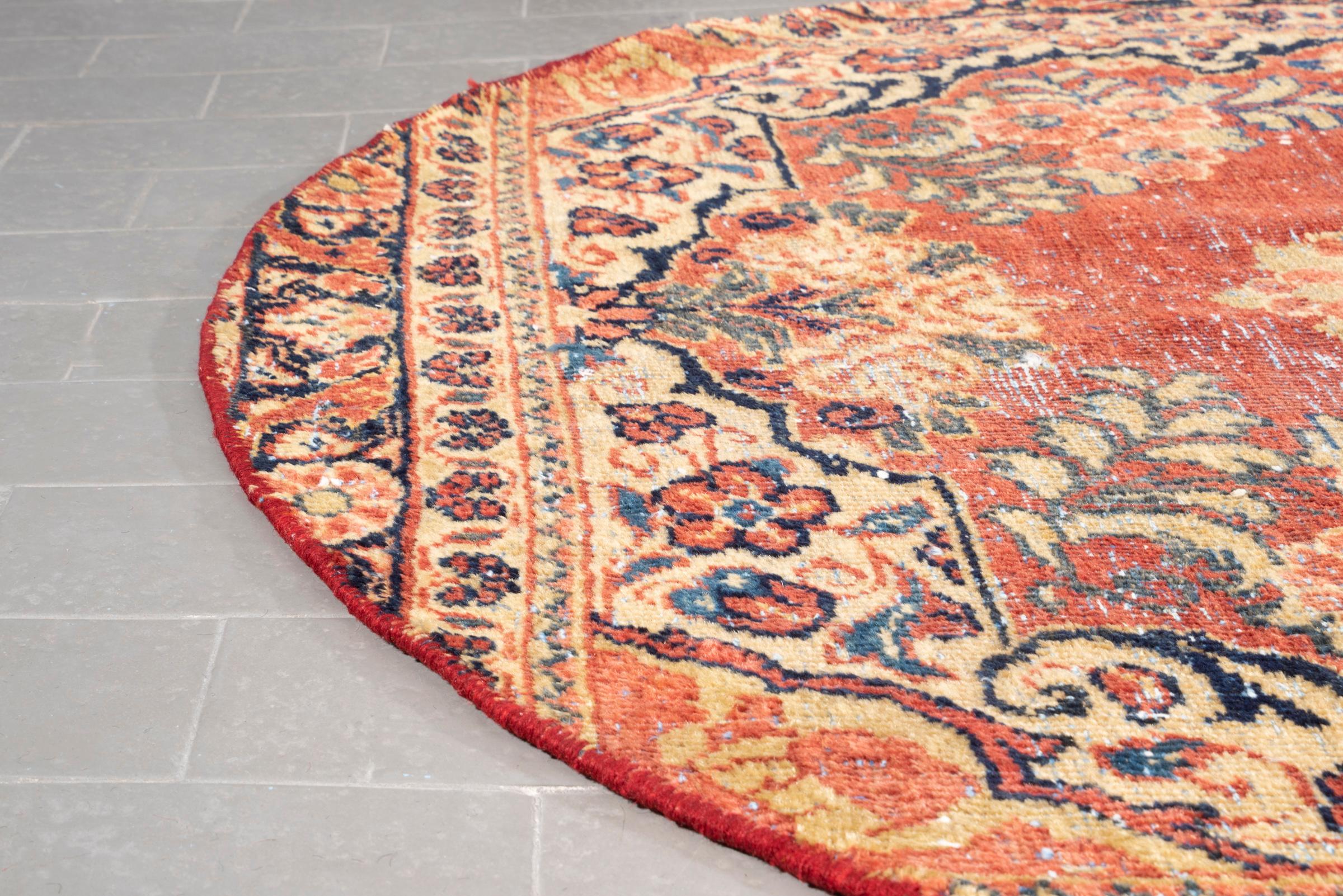 Antique Moshkabad Oval Persian Rug