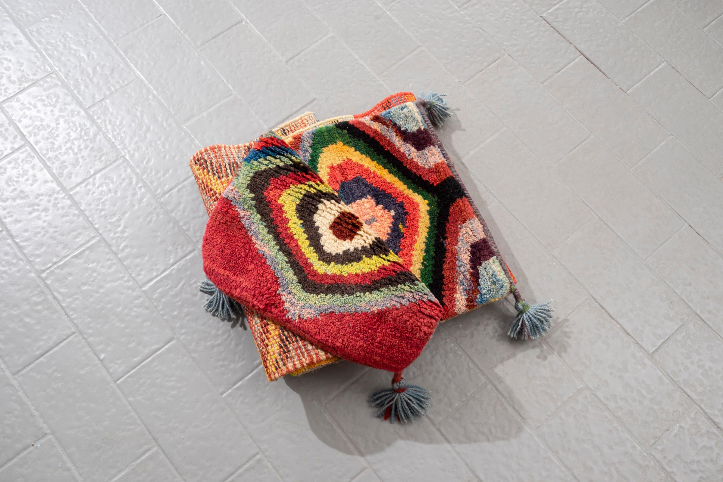 New Weave Qashqai Oval Gabbeh Table Runner