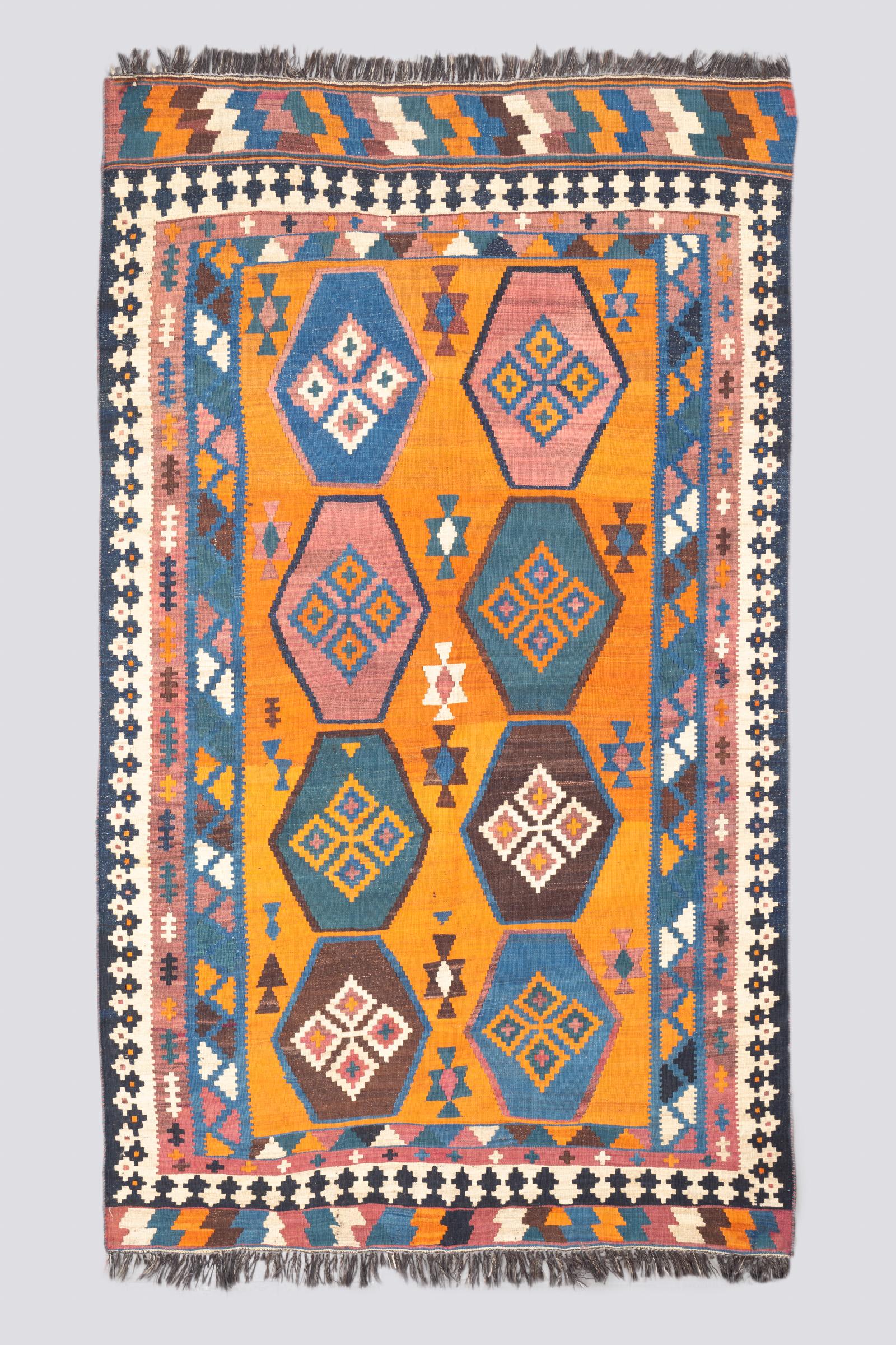 Vitnage Qashqai Alvan Kilim 3.4SQM