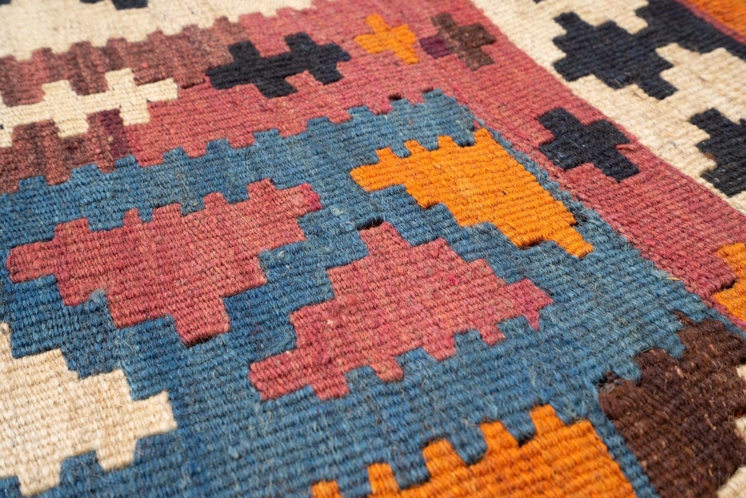 Vitnage Qashqai Alvan Persian Kilim Rug