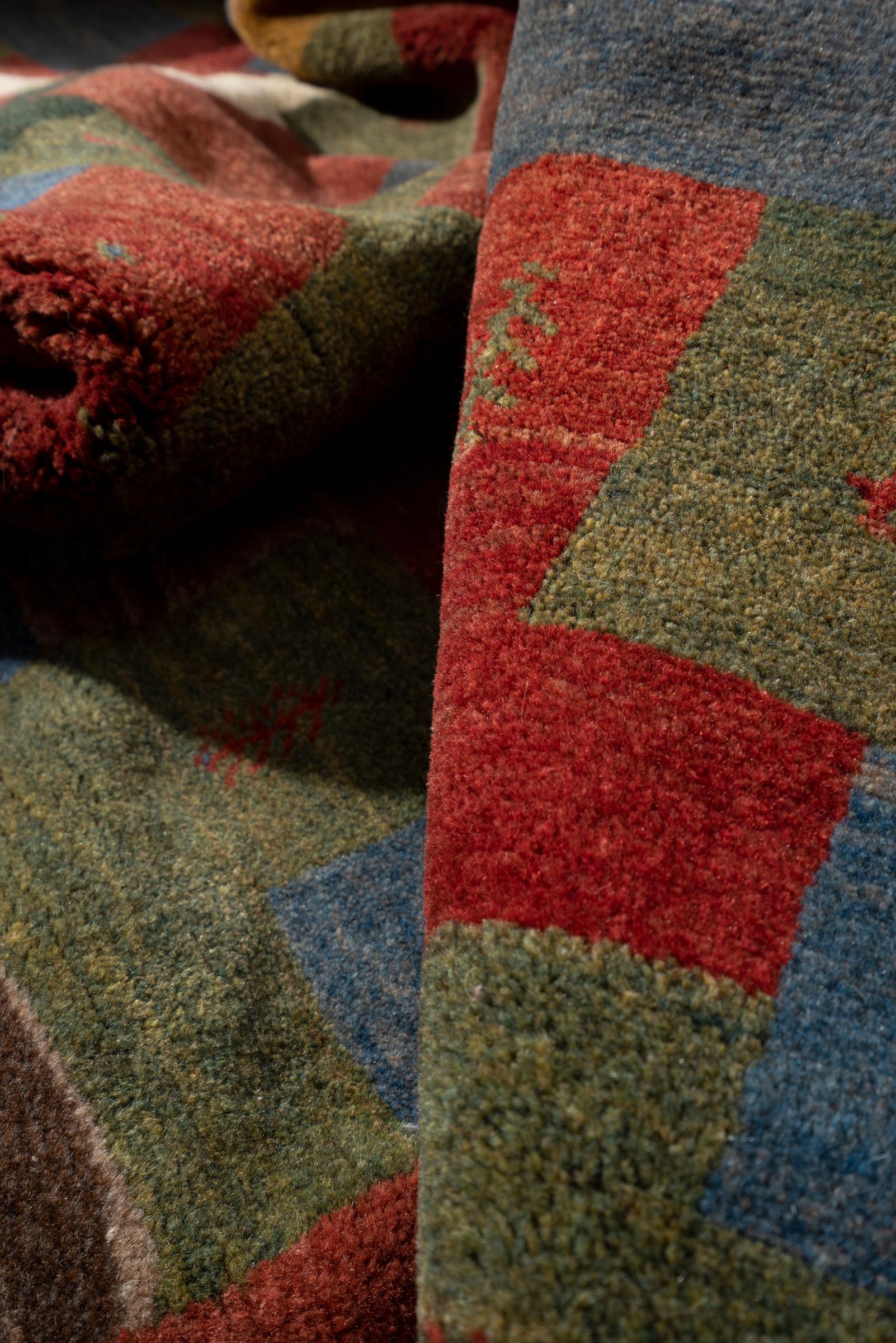 Contemporary Qashqai Fields Of Fars Persian Gabbeh Rug