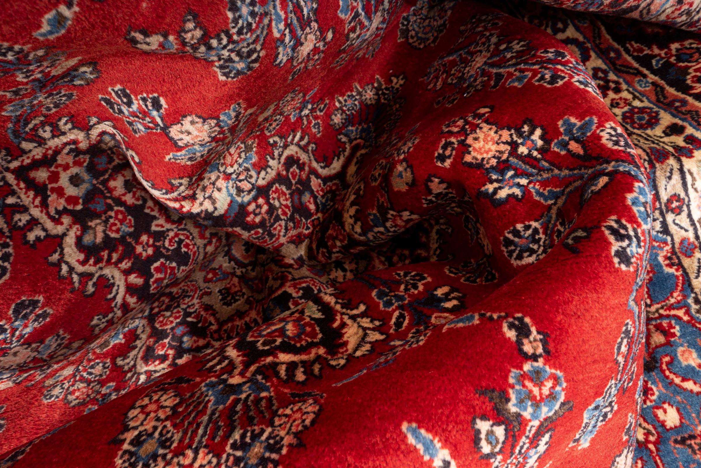 Hamadan Lachak Toranj Persian Rug