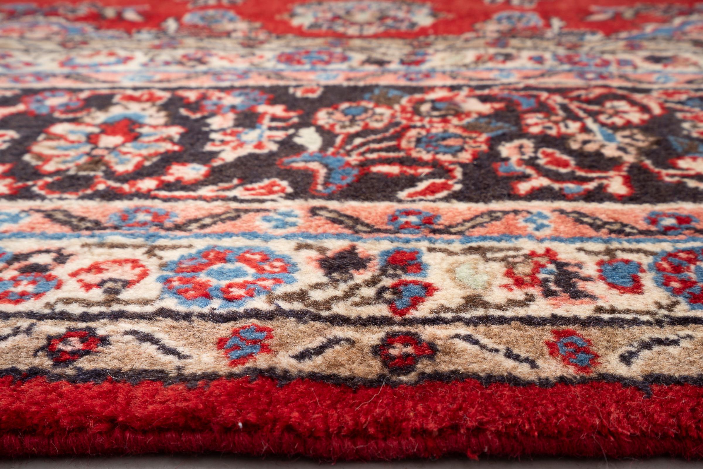 Hamadan Lachak Toranj Persian Rug