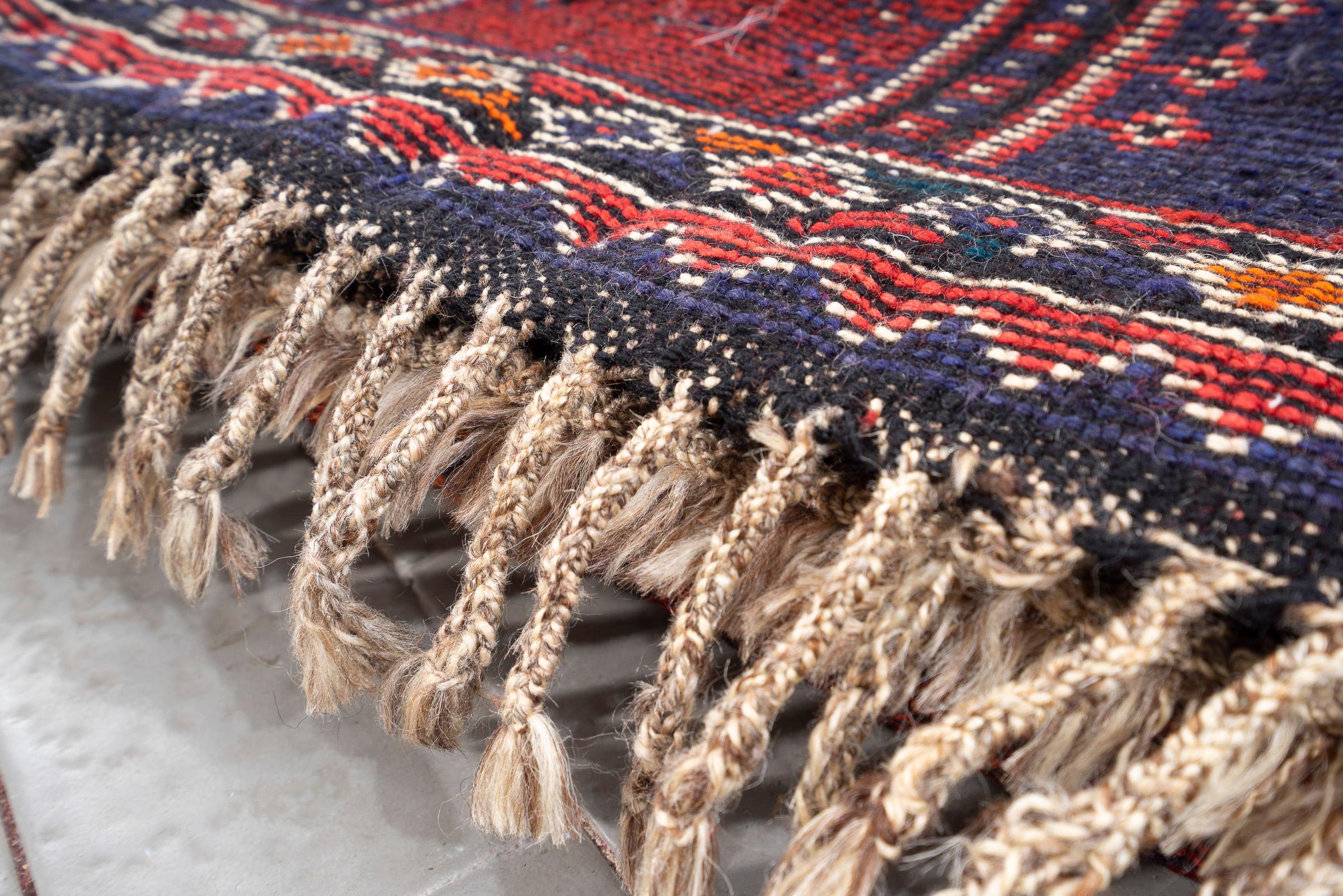 Vintage Unused Qashqai Ronas Persian Rug