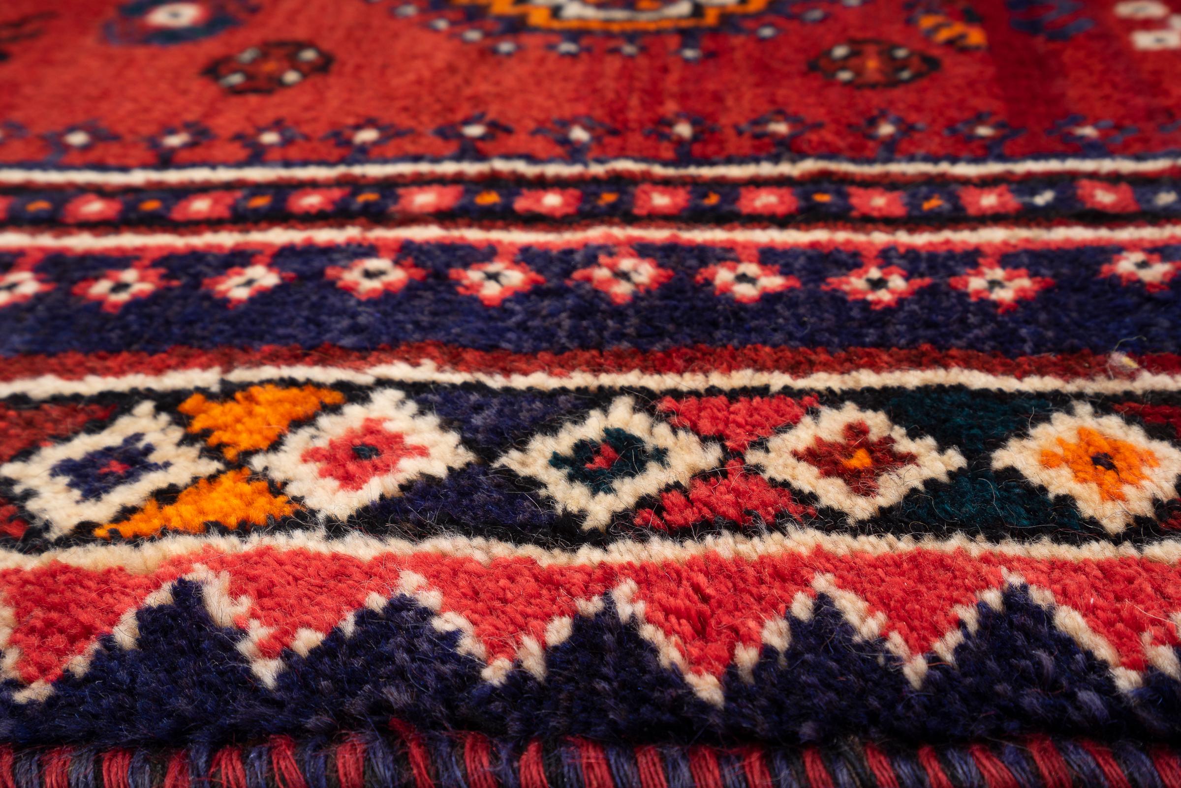 Vintage Unused Qashqai Ronas Persian Rug