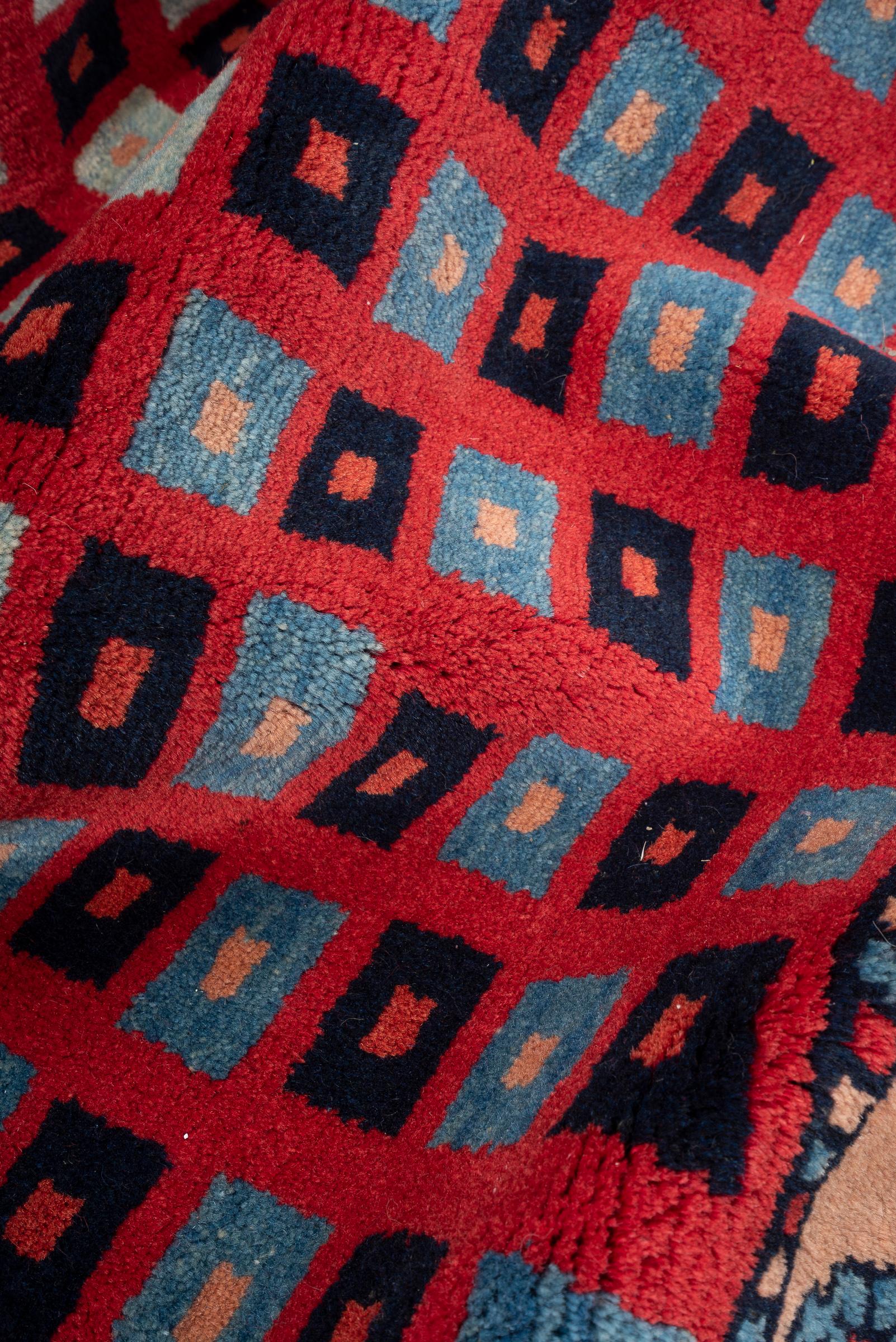 Contemporary Zanjan Squares Persian Rug