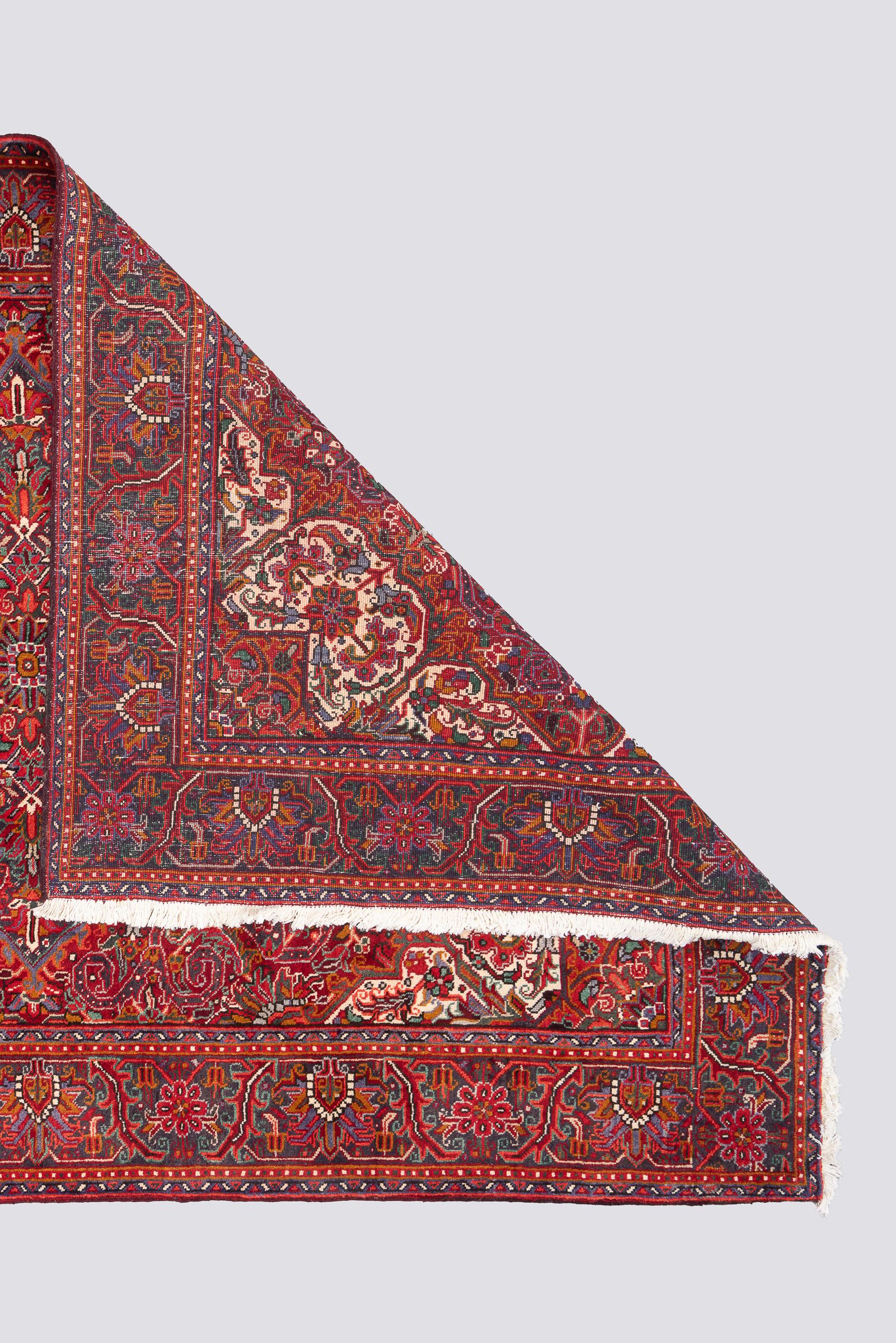 Heriz Lachak Toranj Persian Rug
