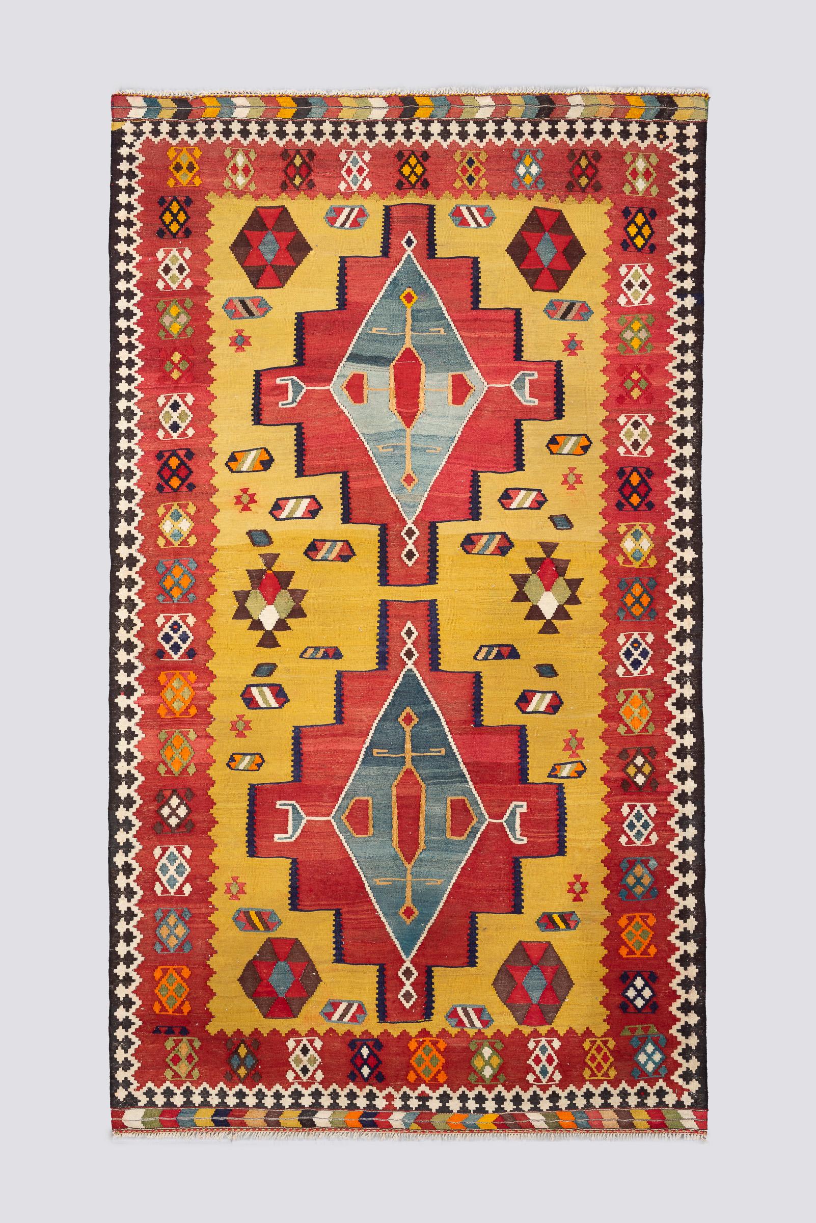 Vintage Fine Qashqai Kilim 3.7SQM