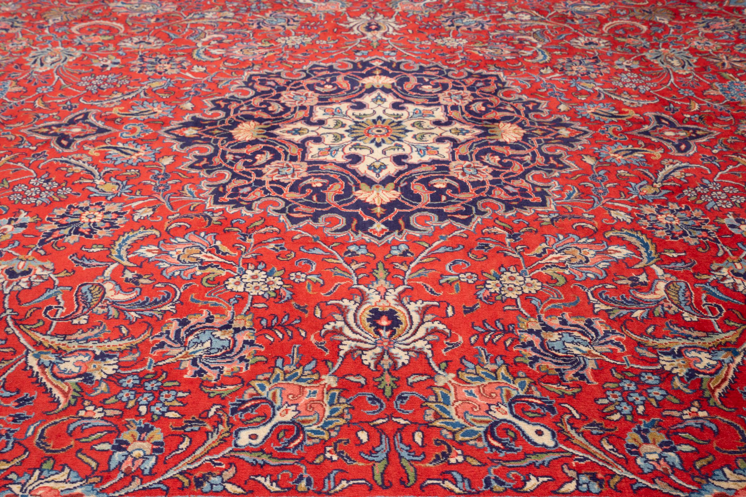 Vintage Fine Sarouk Lachak Toranj Persian Rug