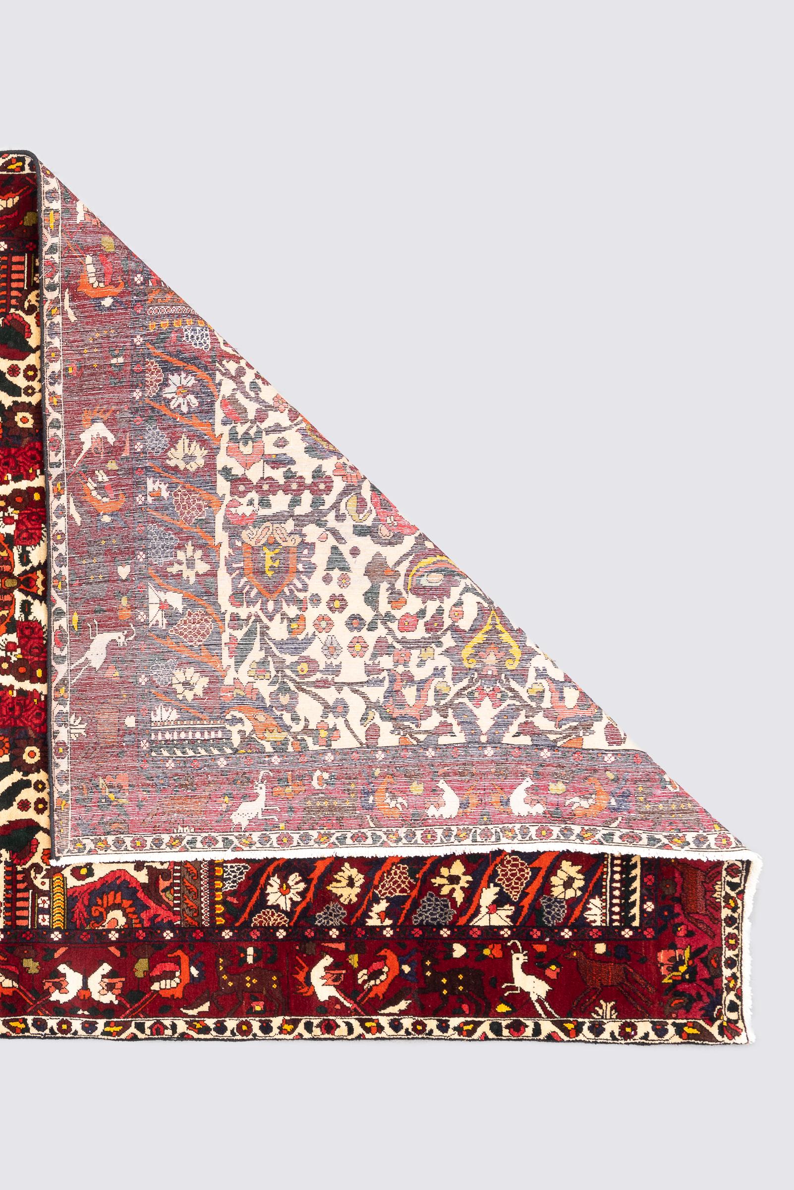 Fine Bakhtiari Tree of Life Persian Rug