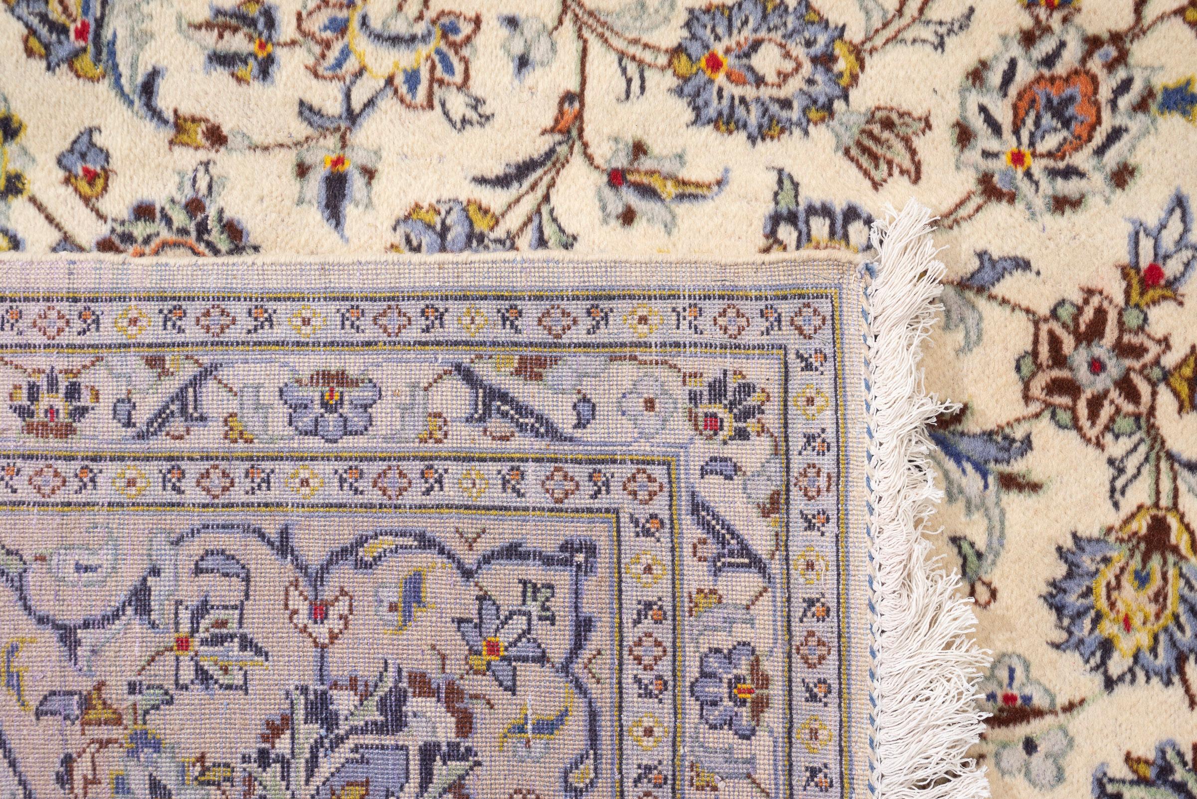 Kashan Light Lachak Toranj Persian Rug