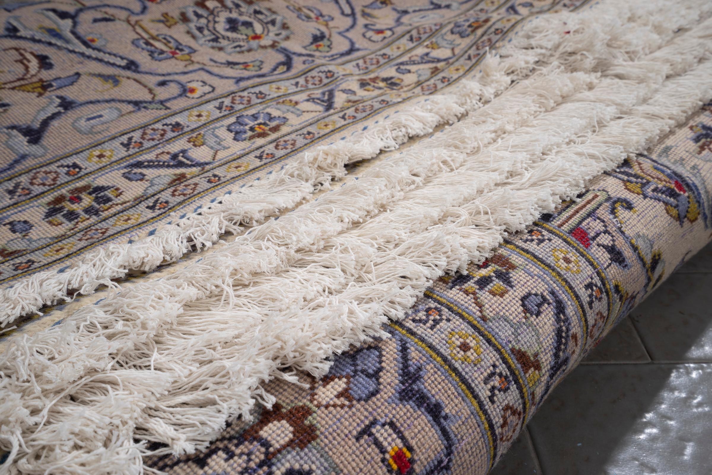 Kashan Light Lachak Toranj Persian Rug