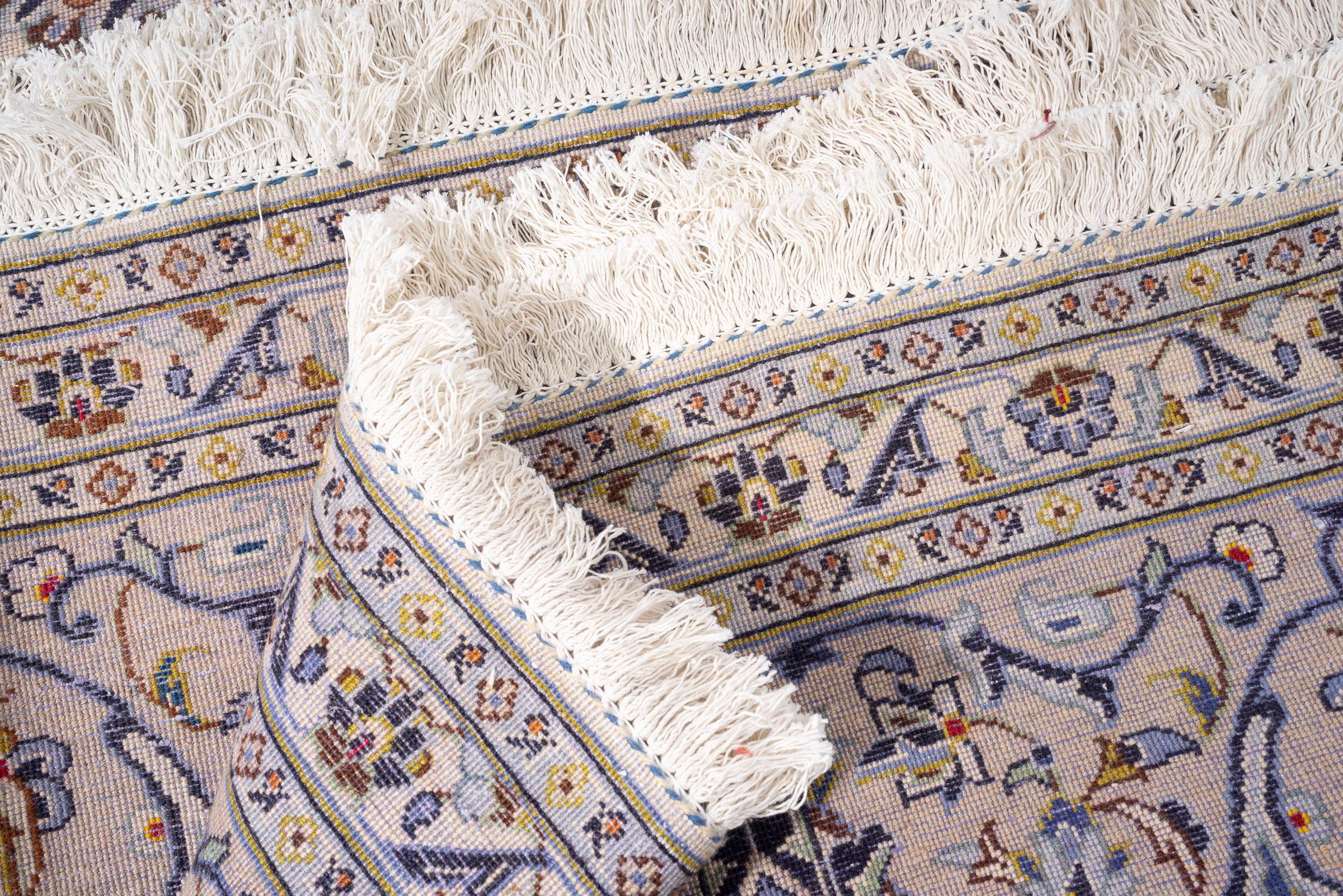 Kashan Light Lachak Toranj Persian Rug