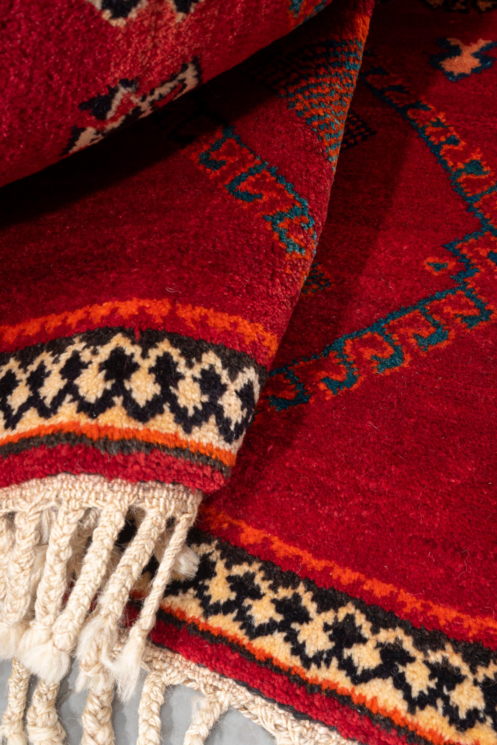 Vintage Fine Qashqai Diamonds Persian Gabbeh Rug
