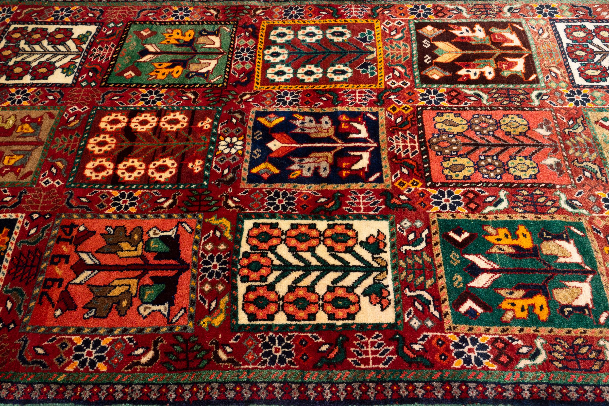 Dated Fine Qashqai Kheshti Persian Rug