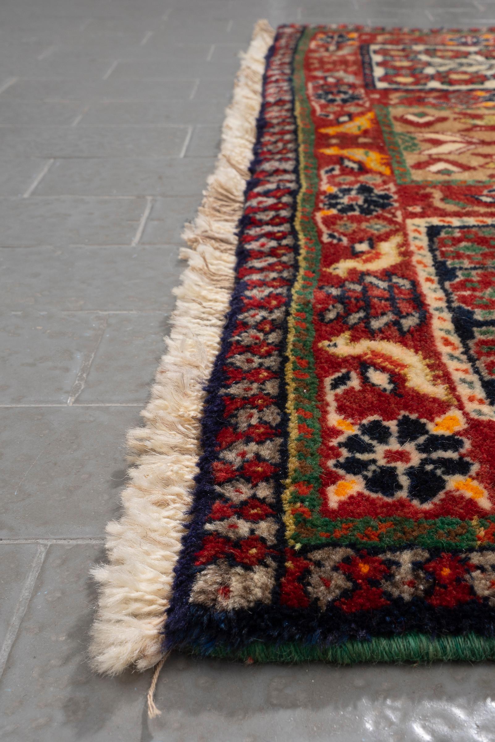 Dated Fine Qashqai Kheshti Persian Rug