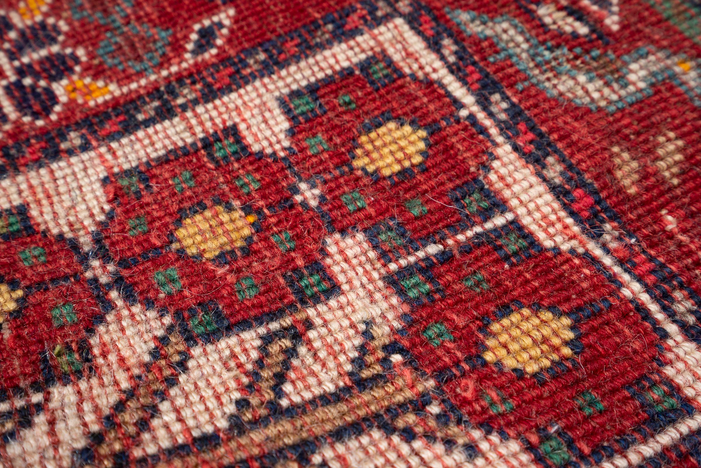Dated Fine Qashqai Kheshti Persian Rug