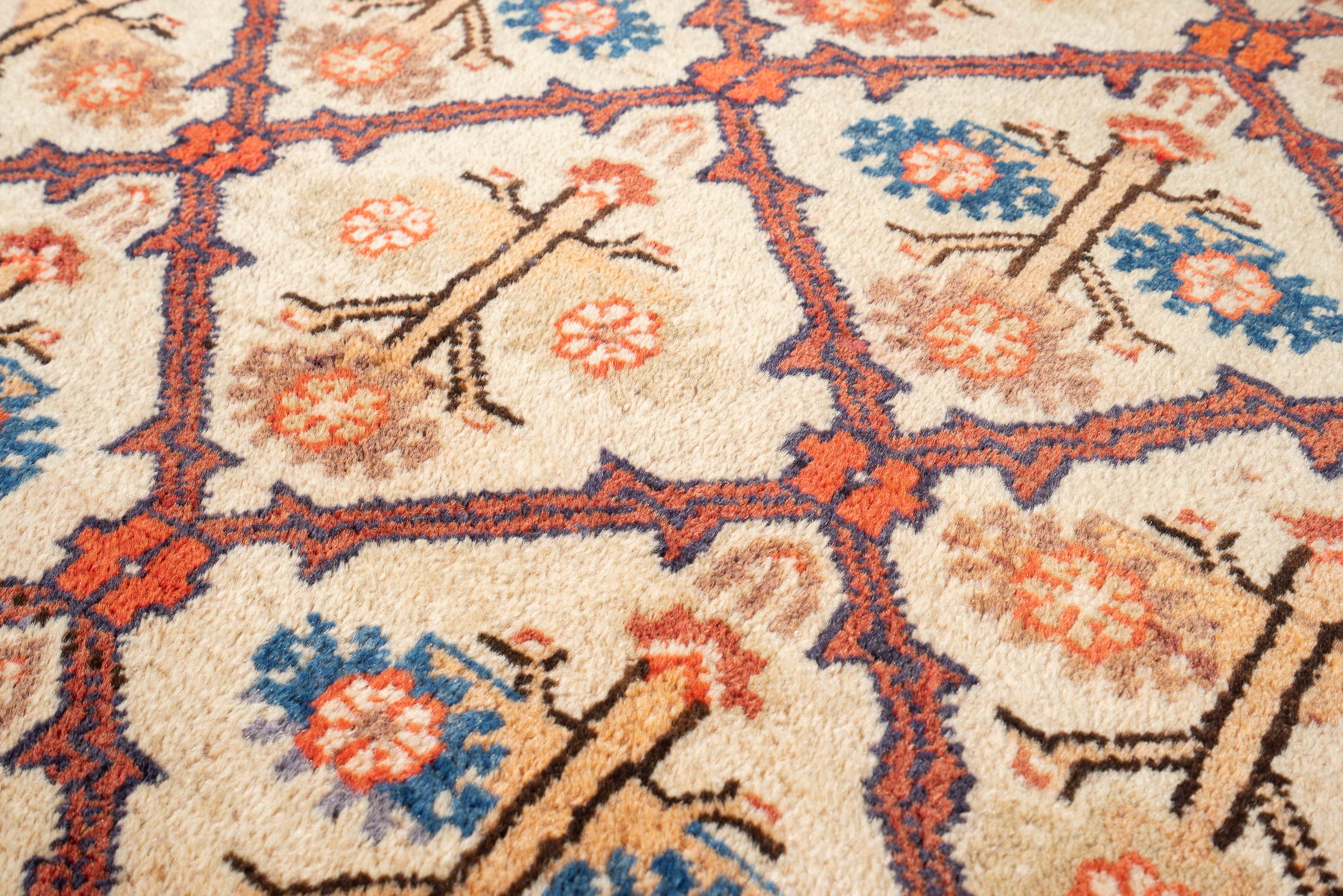 Vintage Bijar Vases Persian Rug
