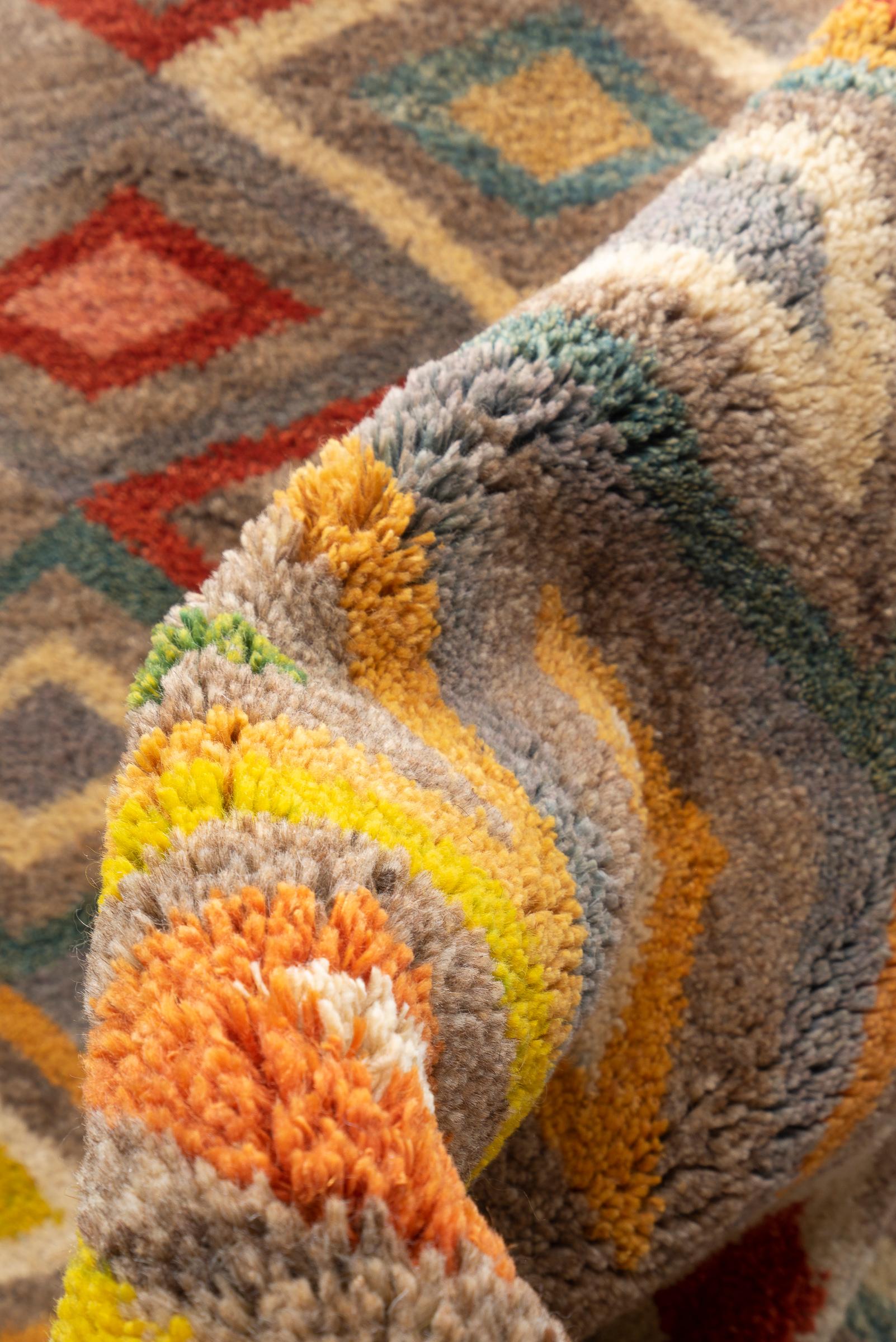 New Weave Qashqai Shooli Diamonds Persian Gabbeh Rug