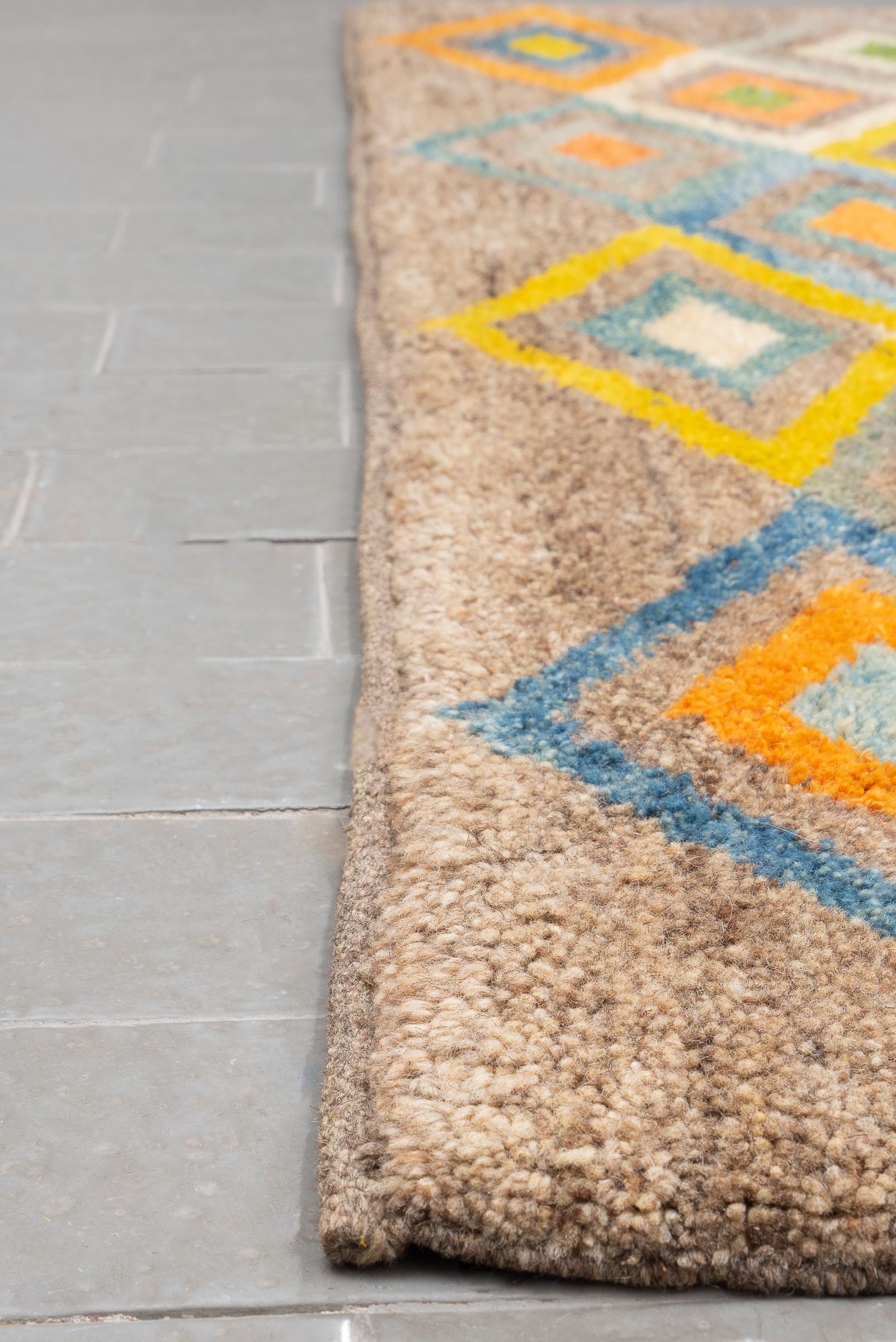New Weave Qashqai Shooli Diamonds Persian Gabbeh Rug