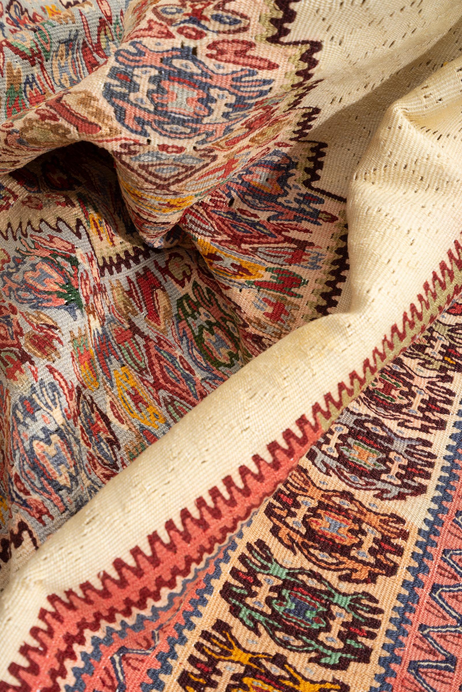 Vintage Fine Sanneh Persian Kilim Rug