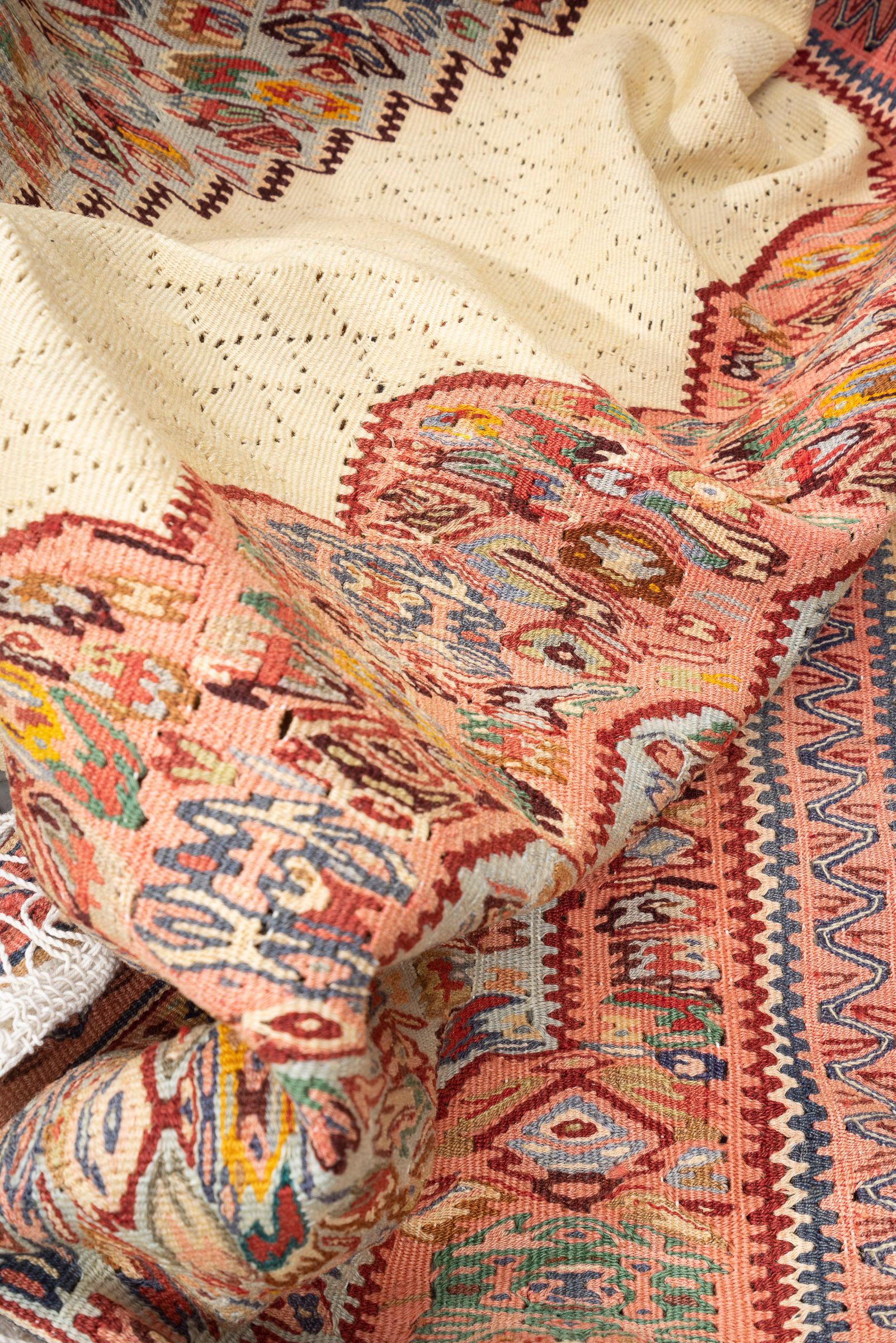 Vintage Fine Sanneh Persian Kilim Rug