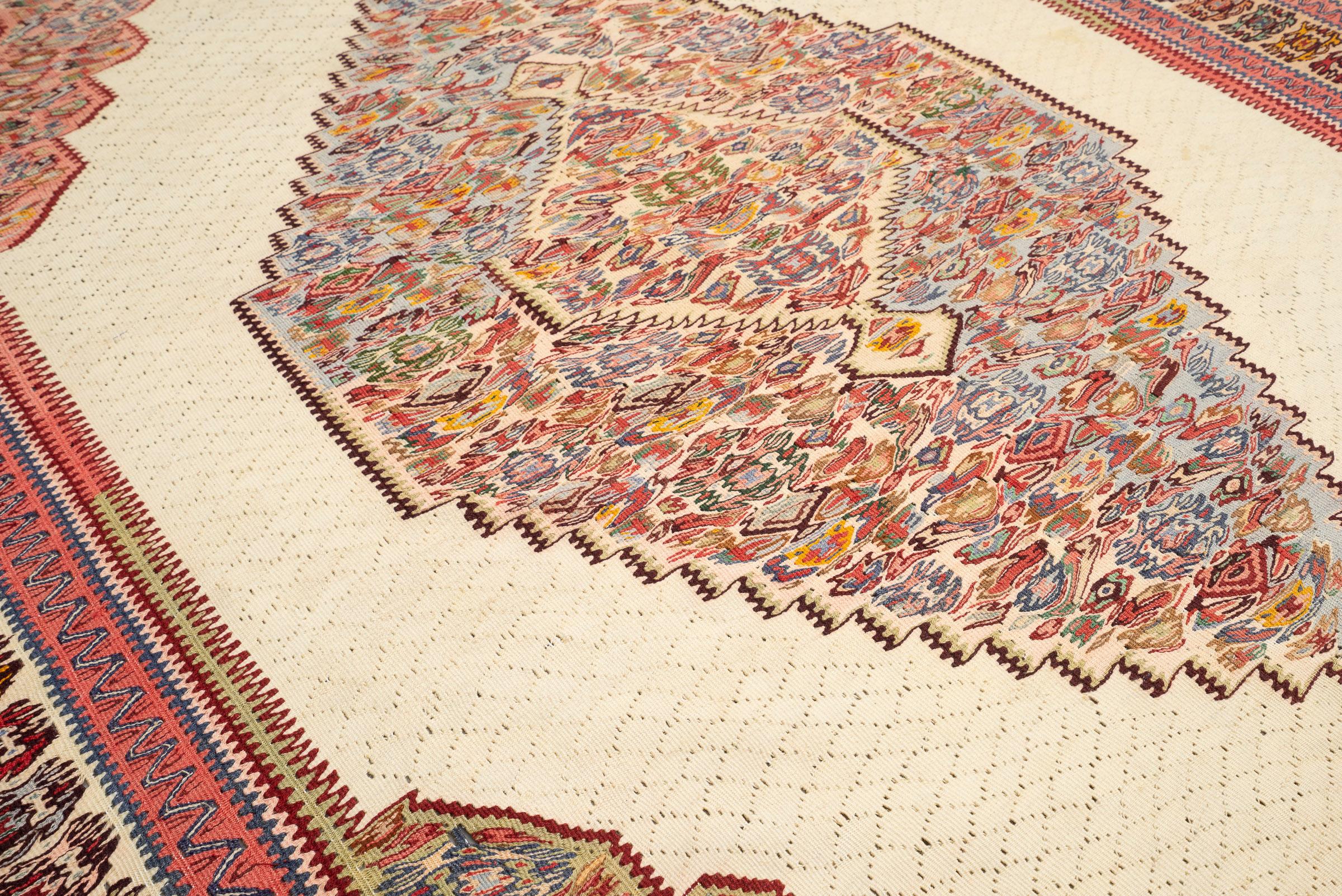 Vintage Fine Sanneh Persian Kilim Rug