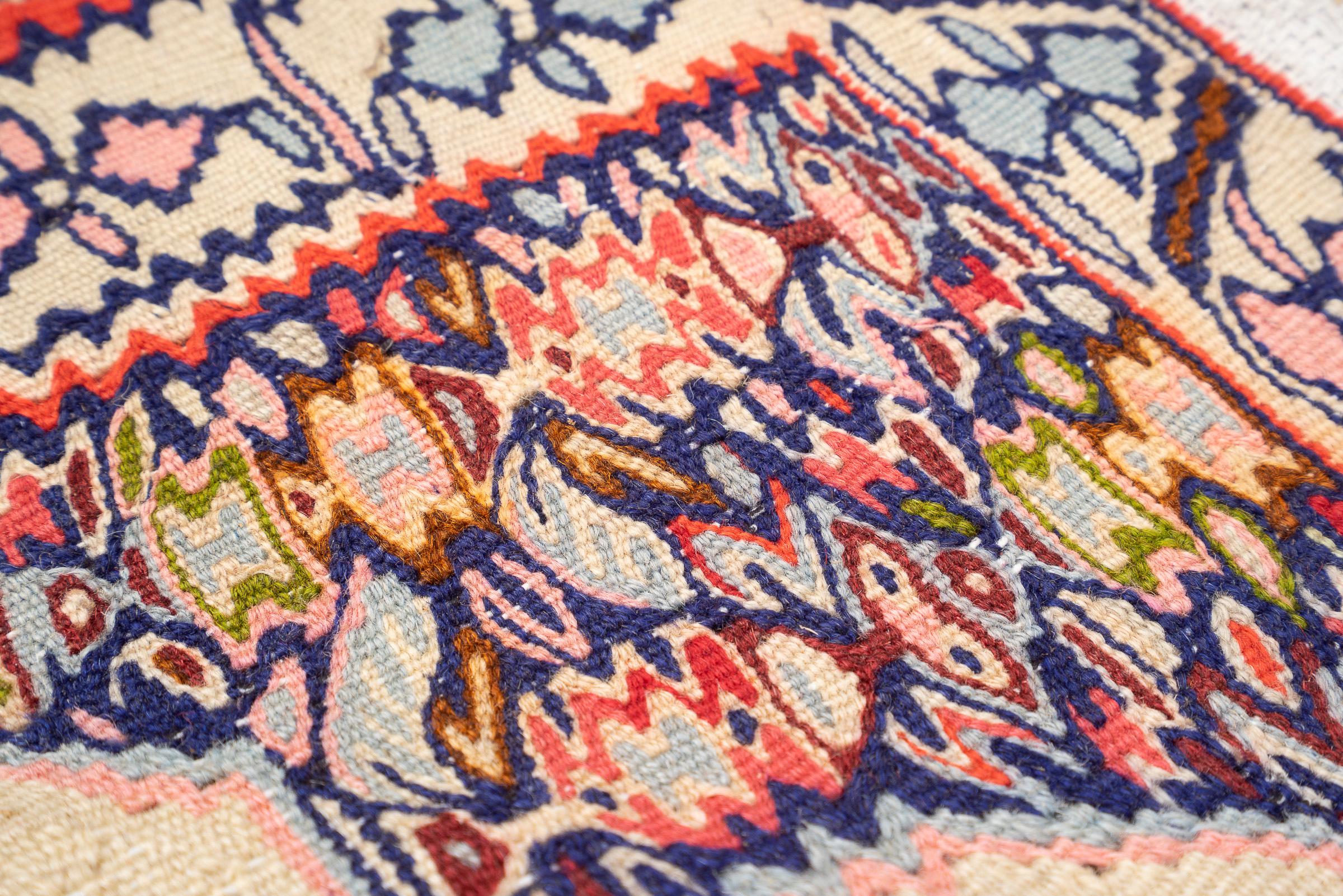 Vintage Fine Sanneh Persian Kilim Rug 1